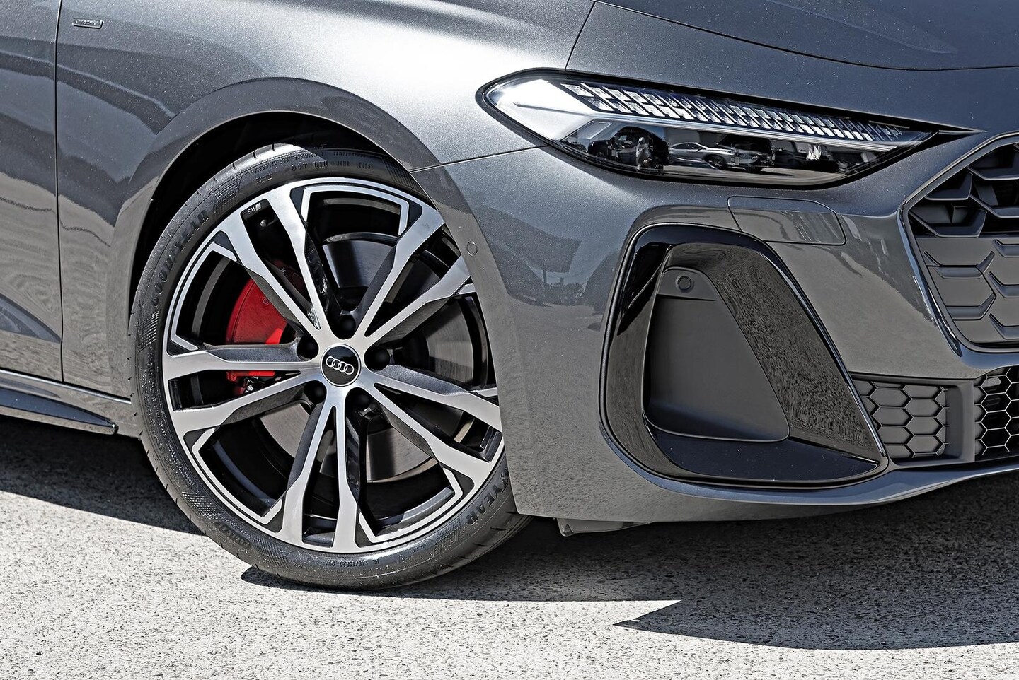 Image about Audi A5 Avant TFSI e e-hybrid quattro 270 kW S tronic