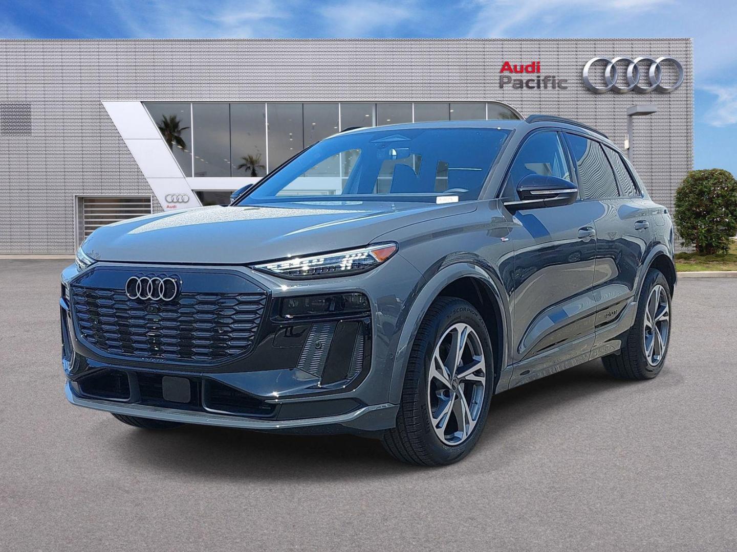 2027 Audi Q6 e-tron Premium Plus quattro's photo