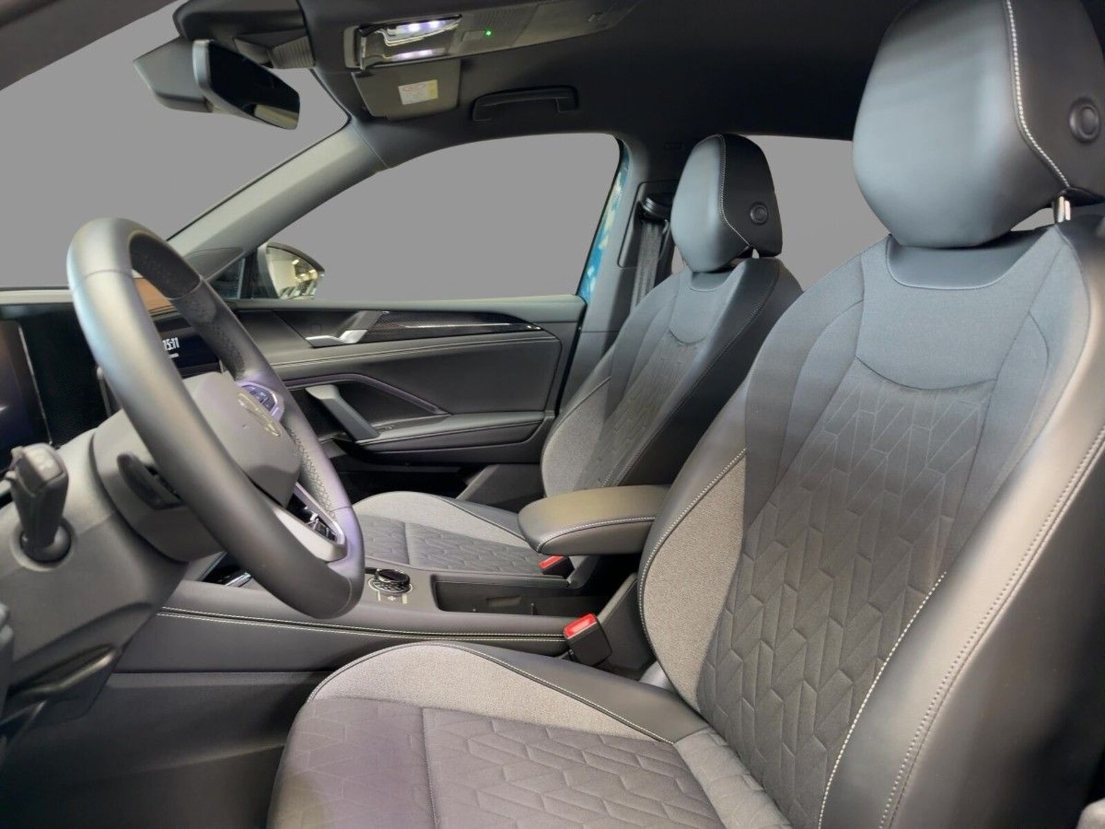 Volkswagen Tiguan – Bild 7