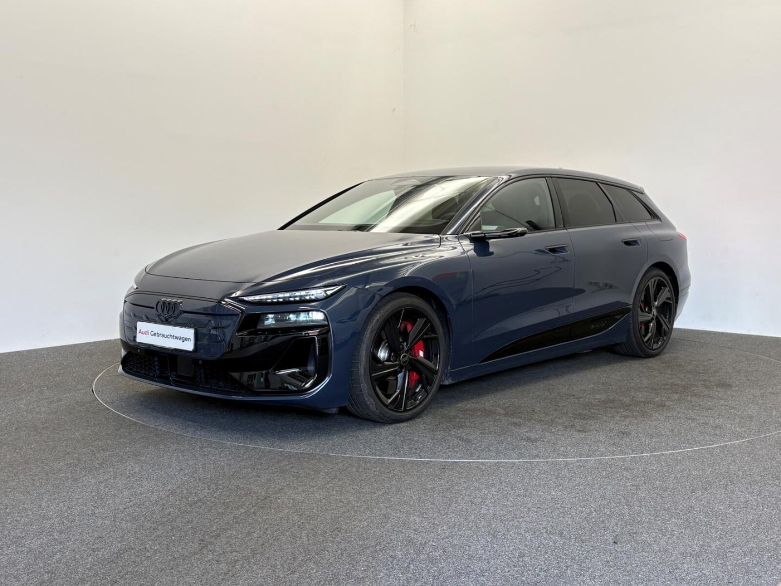 Audi S6 Avant e-tron