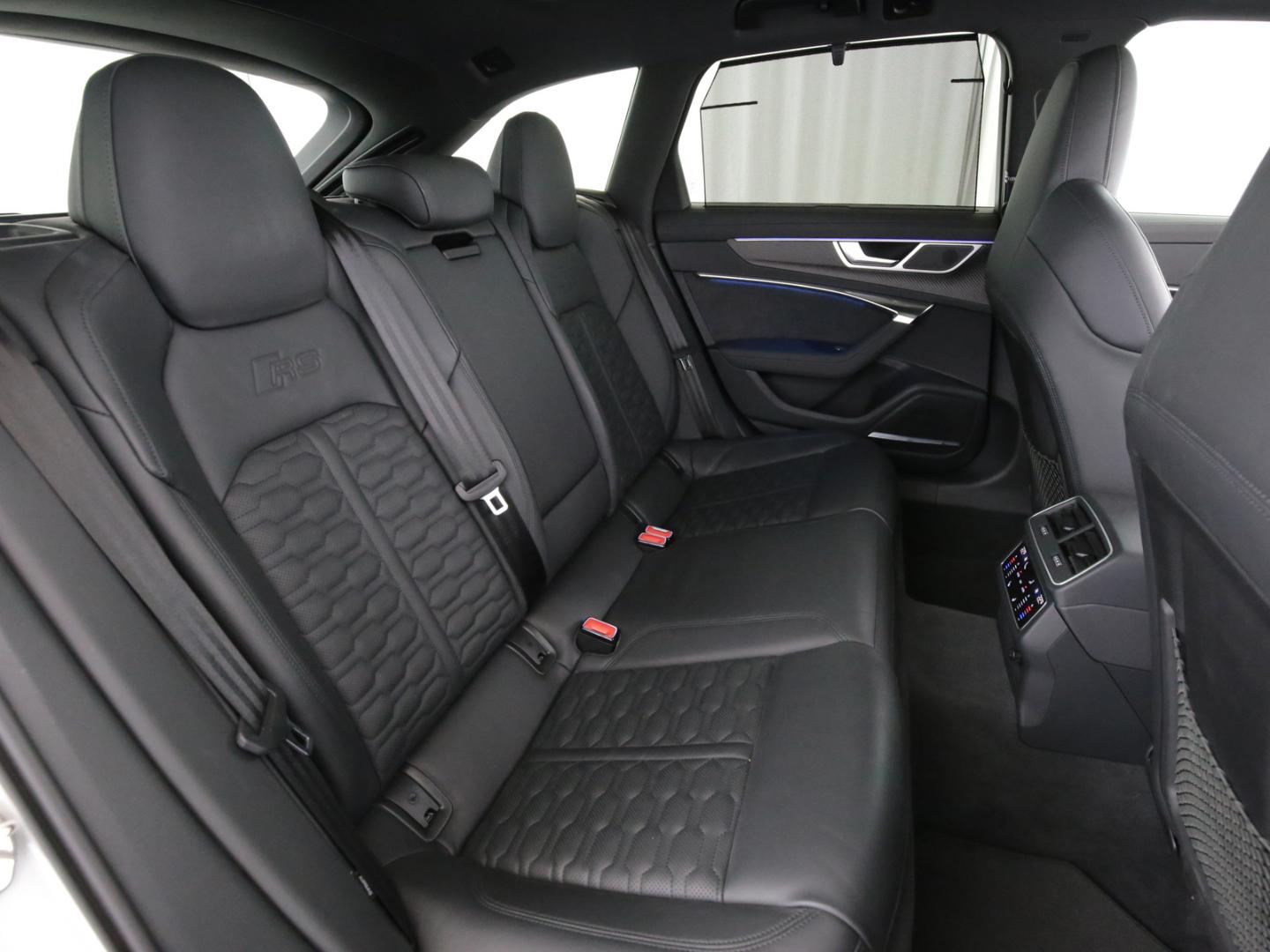 Image about Audi RS 6 Avant performance TFSI quattro tiptronic