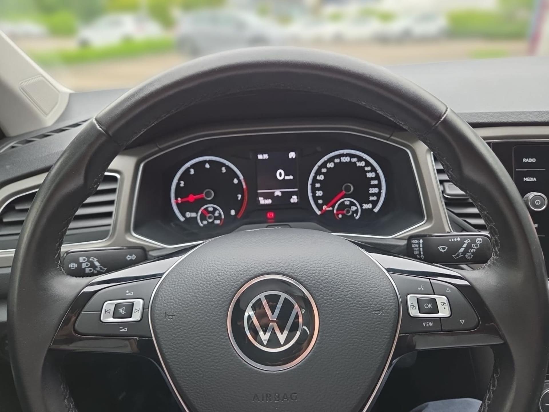 Volkswagen T-Roc Style