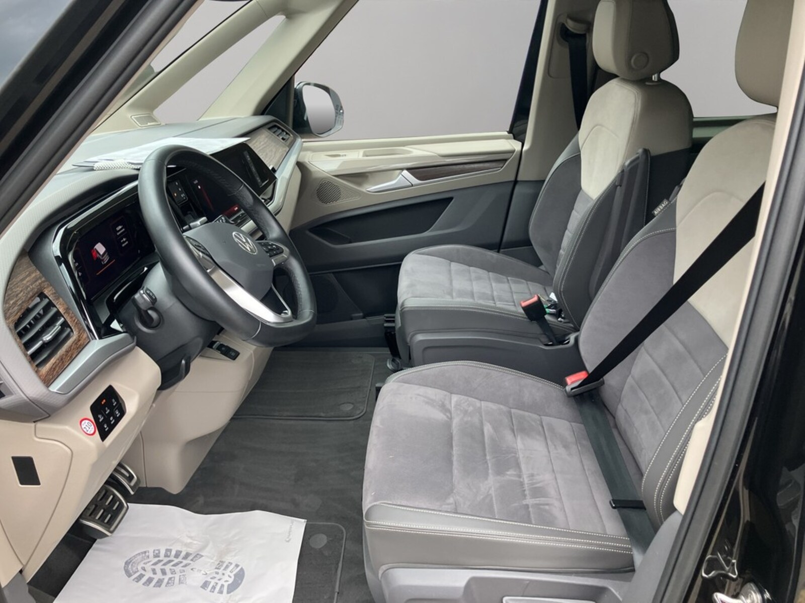Volkswagen Multivan Langversion – Bild 11