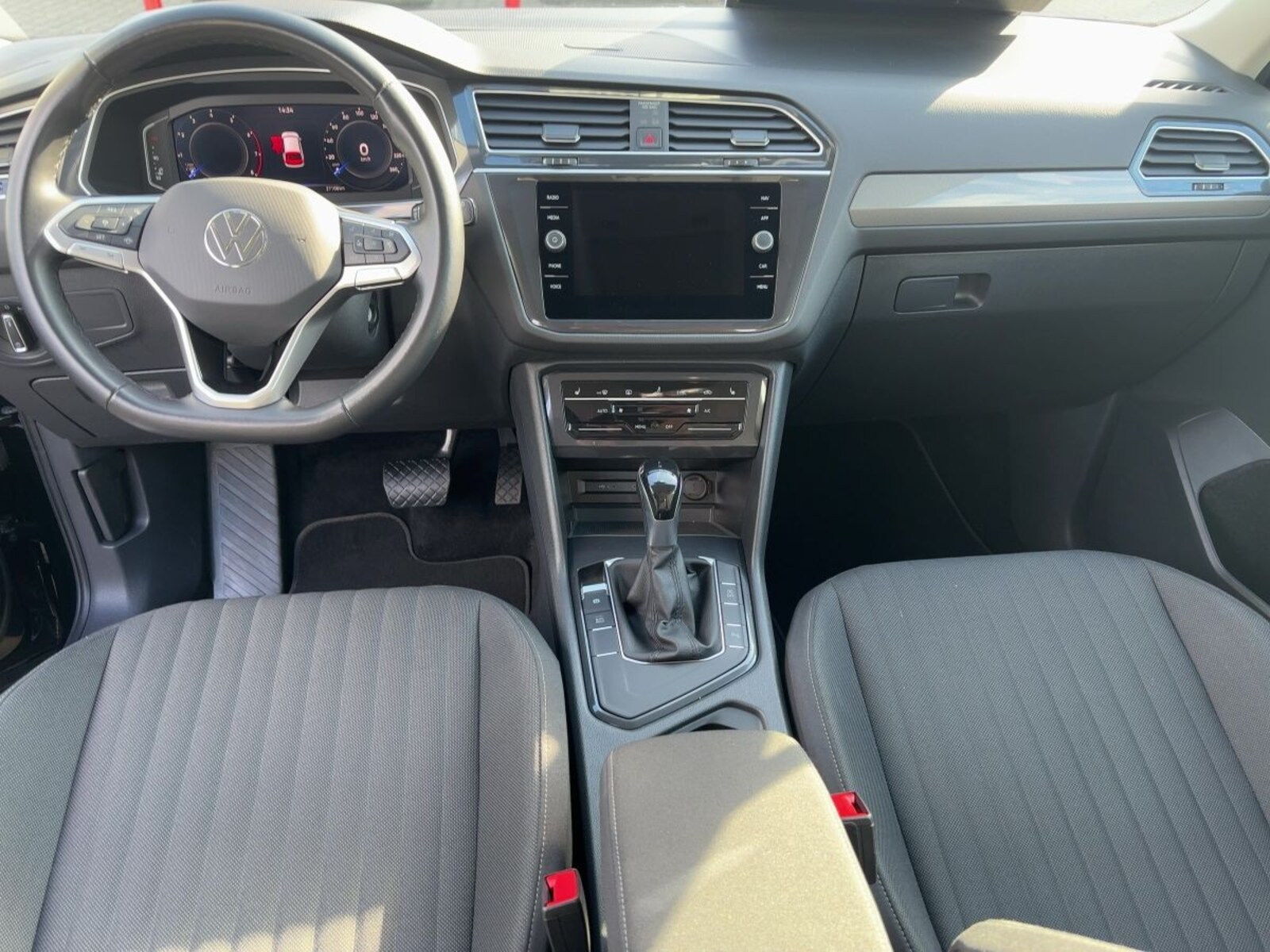 Volkswagen Tiguan Allspace – Bild 8