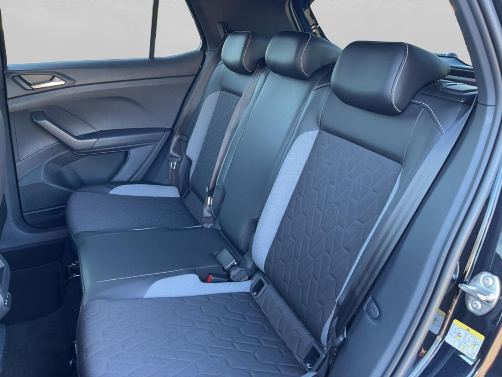 Volkswagen T-Cross – Bild 13