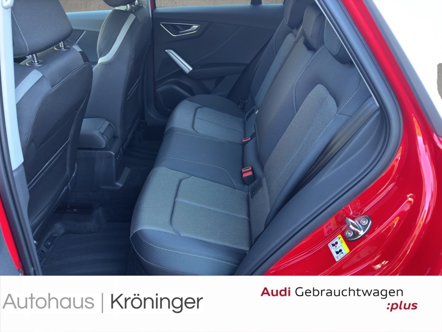 Bild über Audi Q2 S line 30 TFSI Schaltgetriebe - für weitere Informationen kontaktieren Sie den Audi Partner