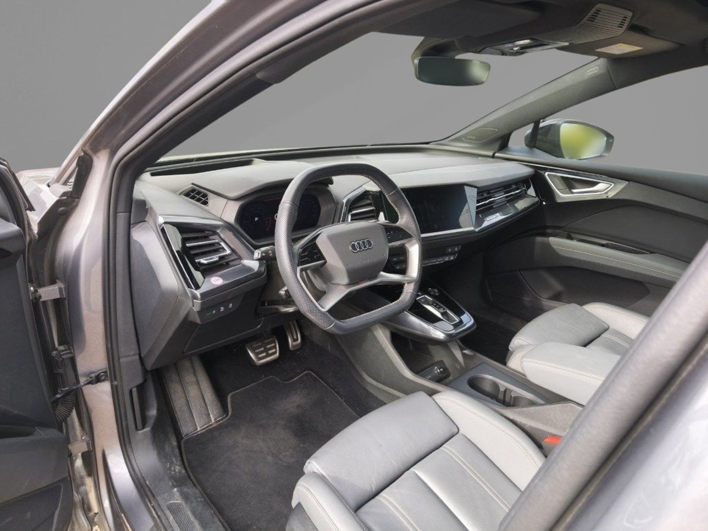 Bild über Audi Q4 Sportback e-tron 50 e-tron quattro - für weitere Informationen kontaktieren Sie den Audi Partner