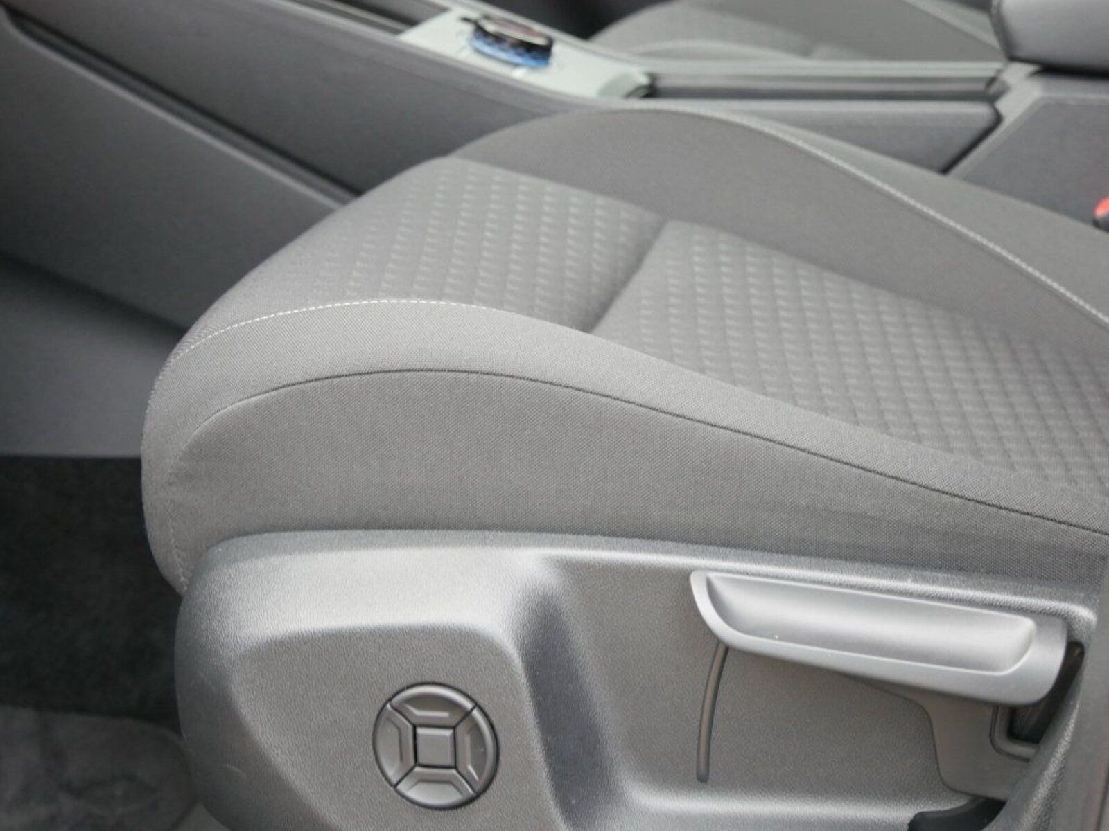 Volkswagen T-Roc – Bild 12