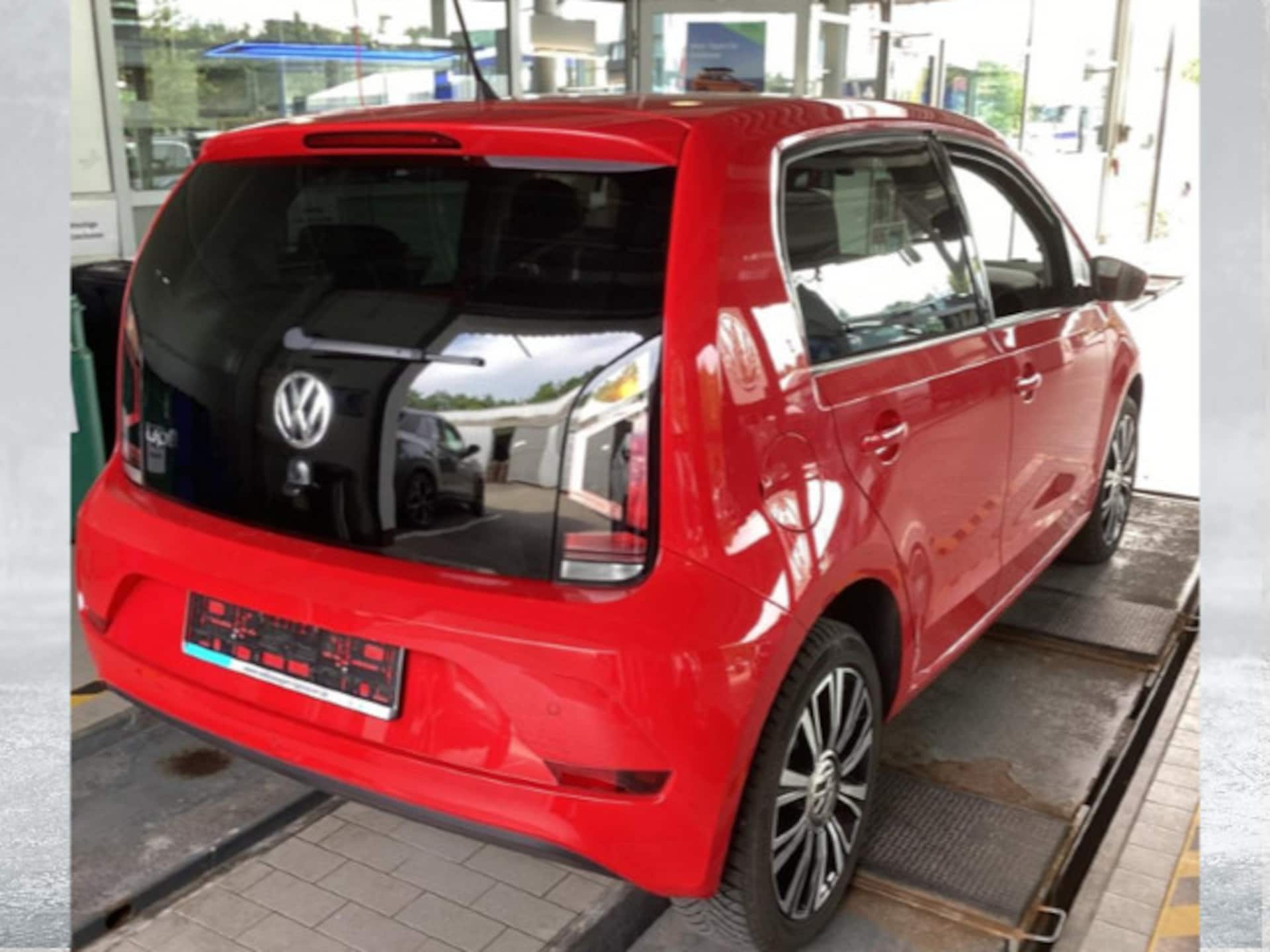 Volkswagen up! join up!