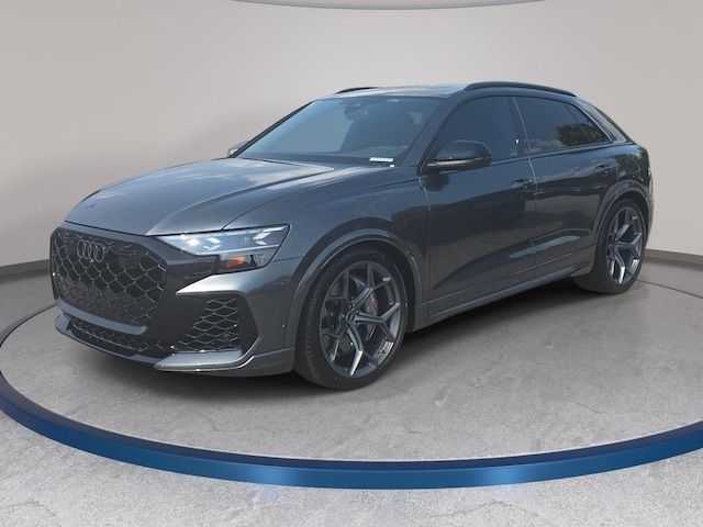 2025 Audi RS Q8 SUV performance