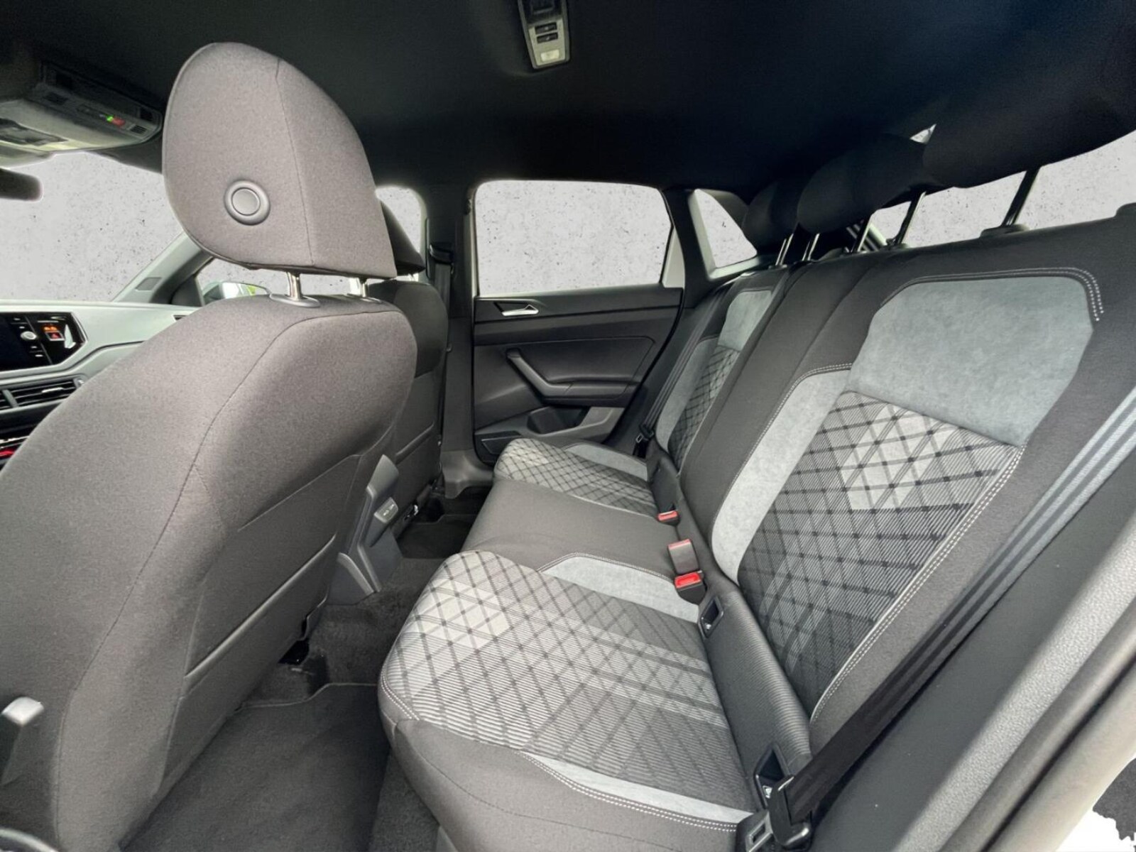 Volkswagen Polo – Bild 12