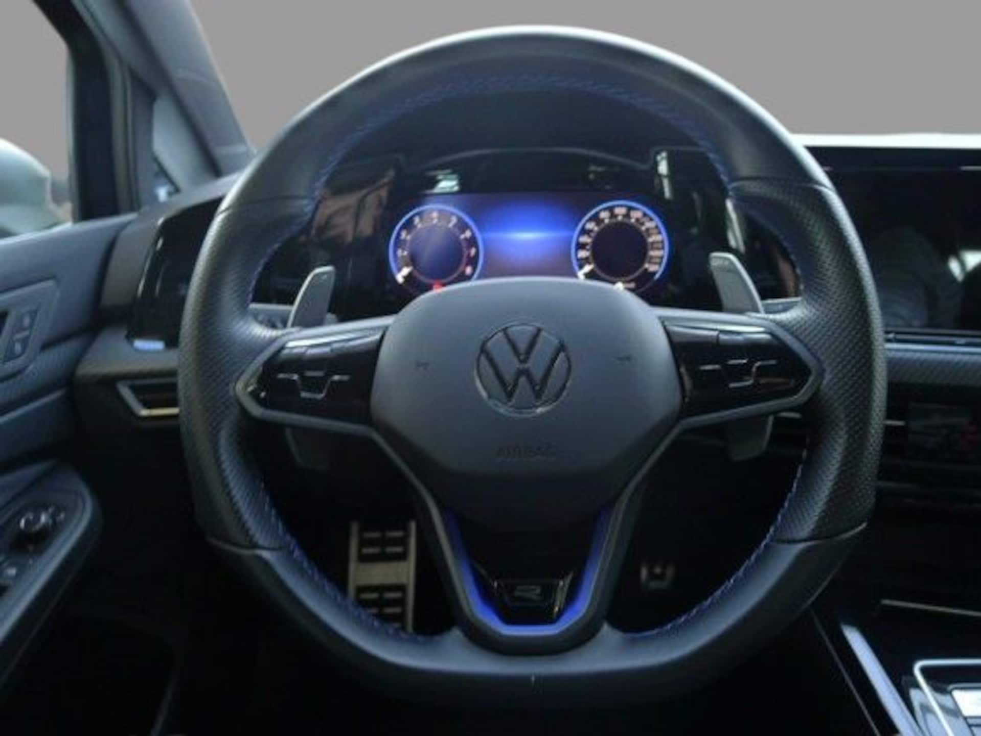 Volkswagen Golf R
