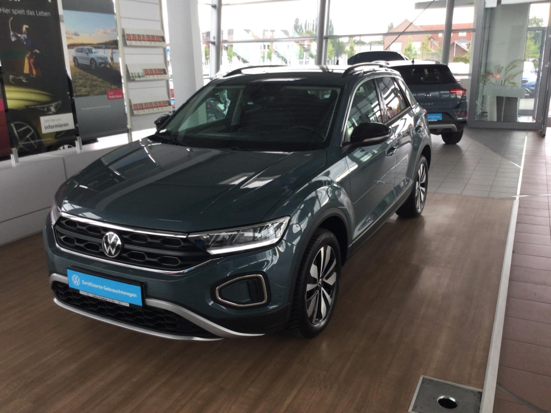 Volkswagen T-Roc Life