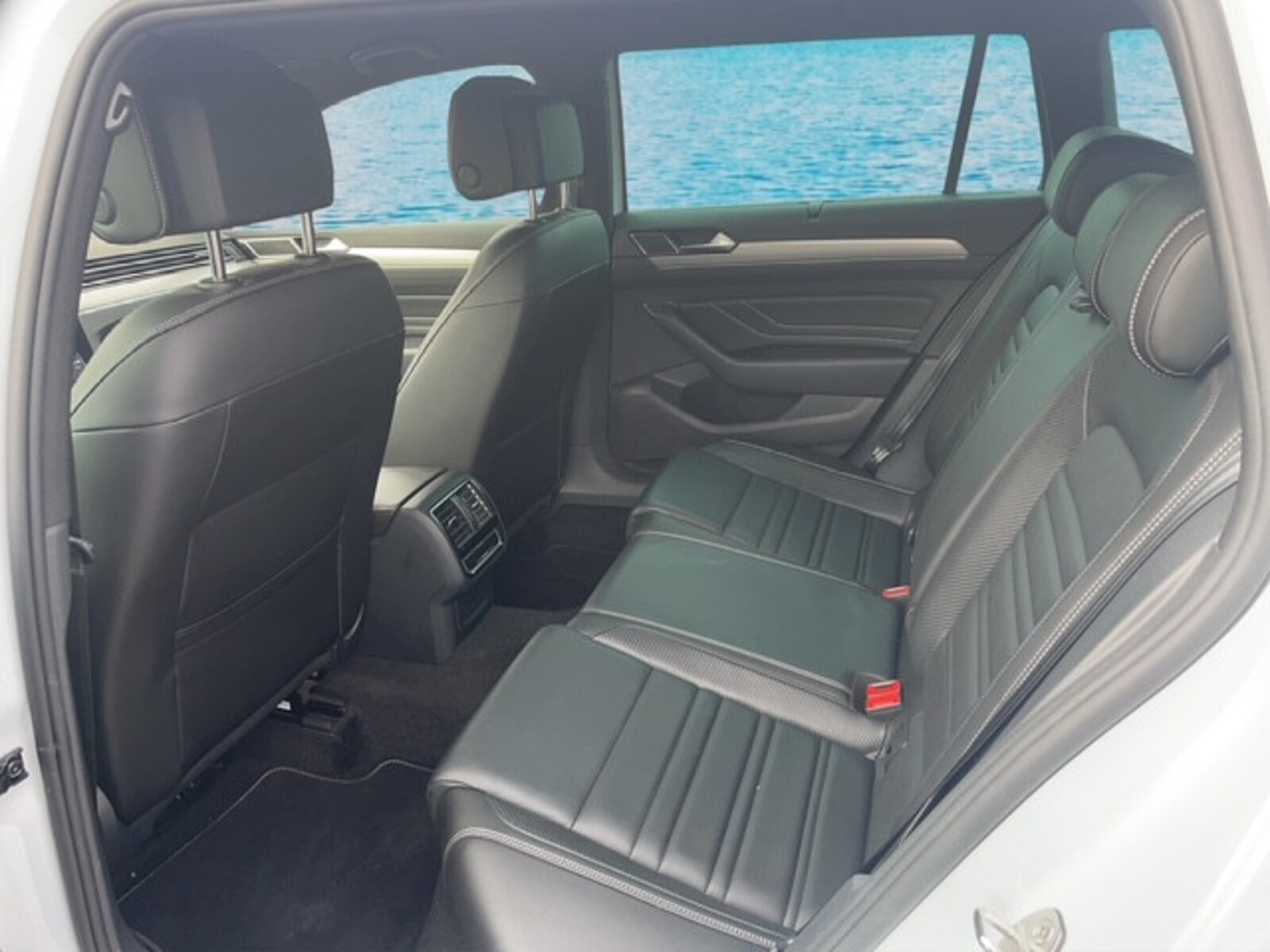 Volkswagen Passat Variant – Bild 11