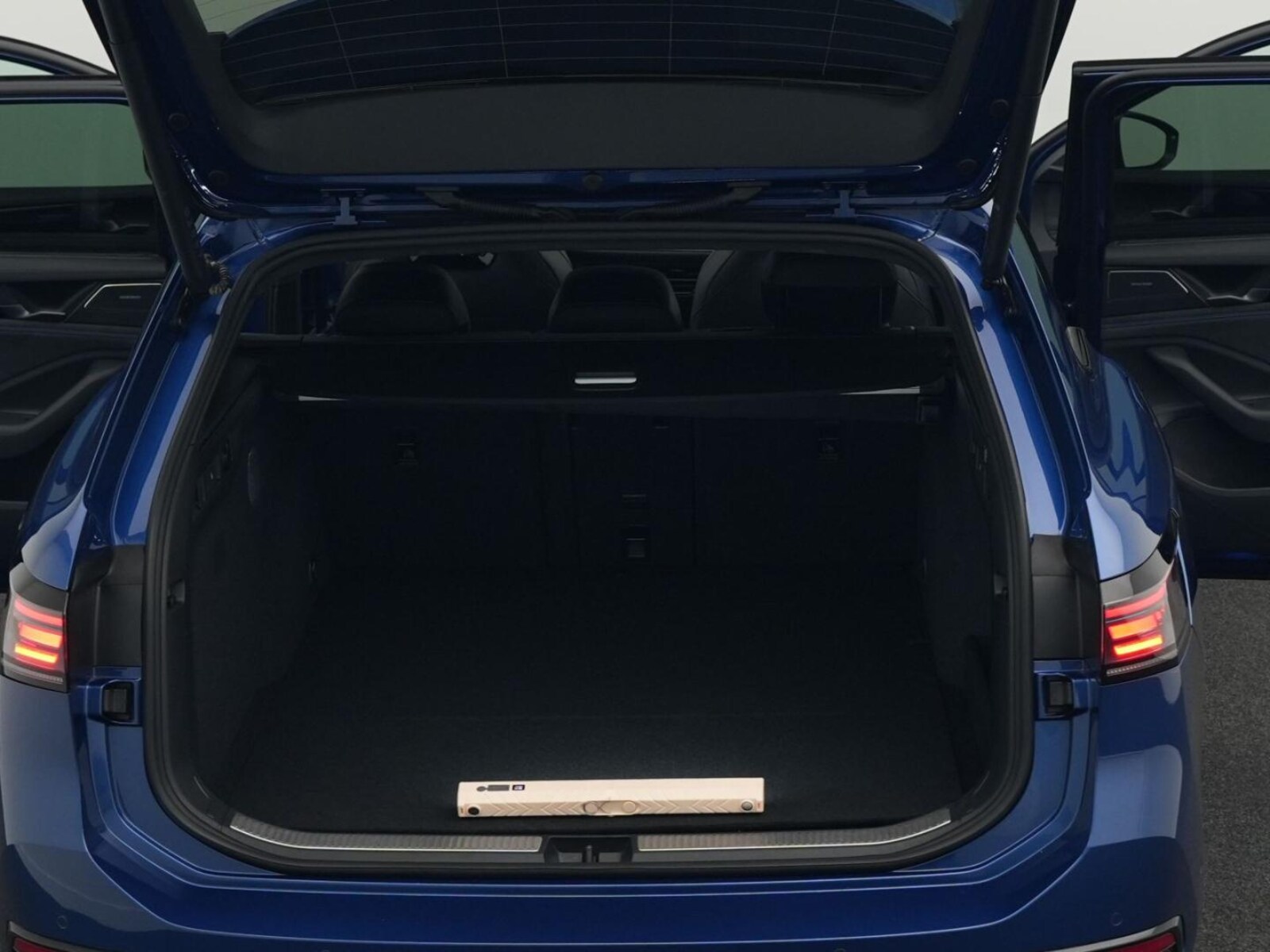 Volkswagen Passat – Bild 17
