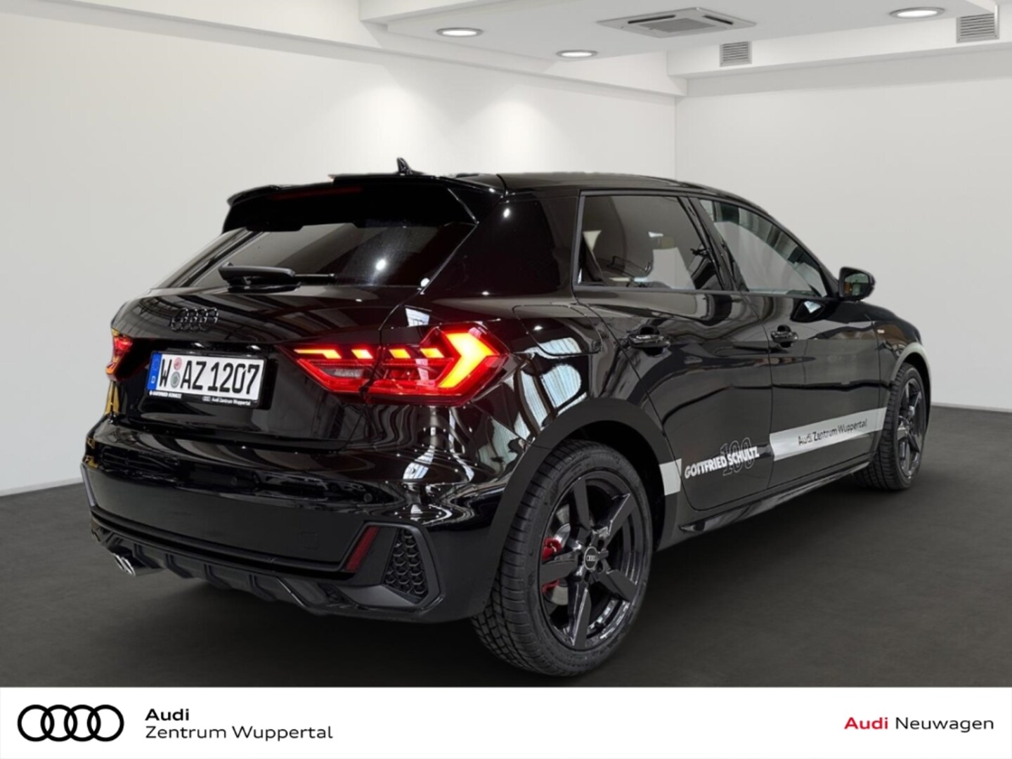 Bild über Audi A1 Sportback S line 40 TFSI S tronic - für weitere Informationen kontaktieren Sie den Audi Partner