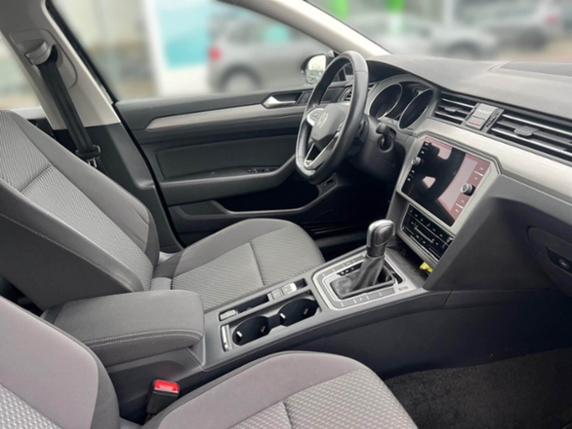 Volkswagen Passat Variant Basis-Modell