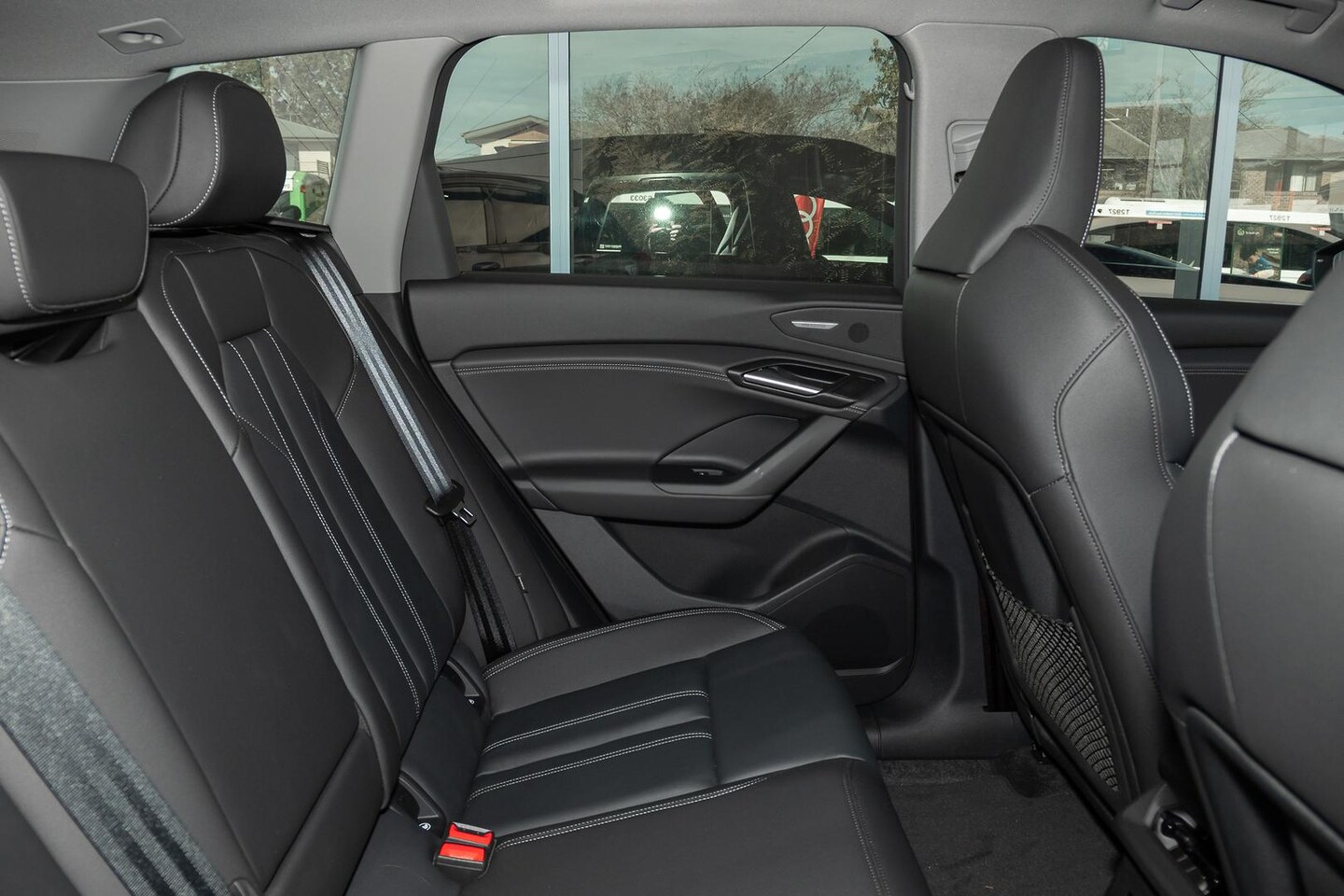 Image about Audi Q6 SUV e-tron e-tron