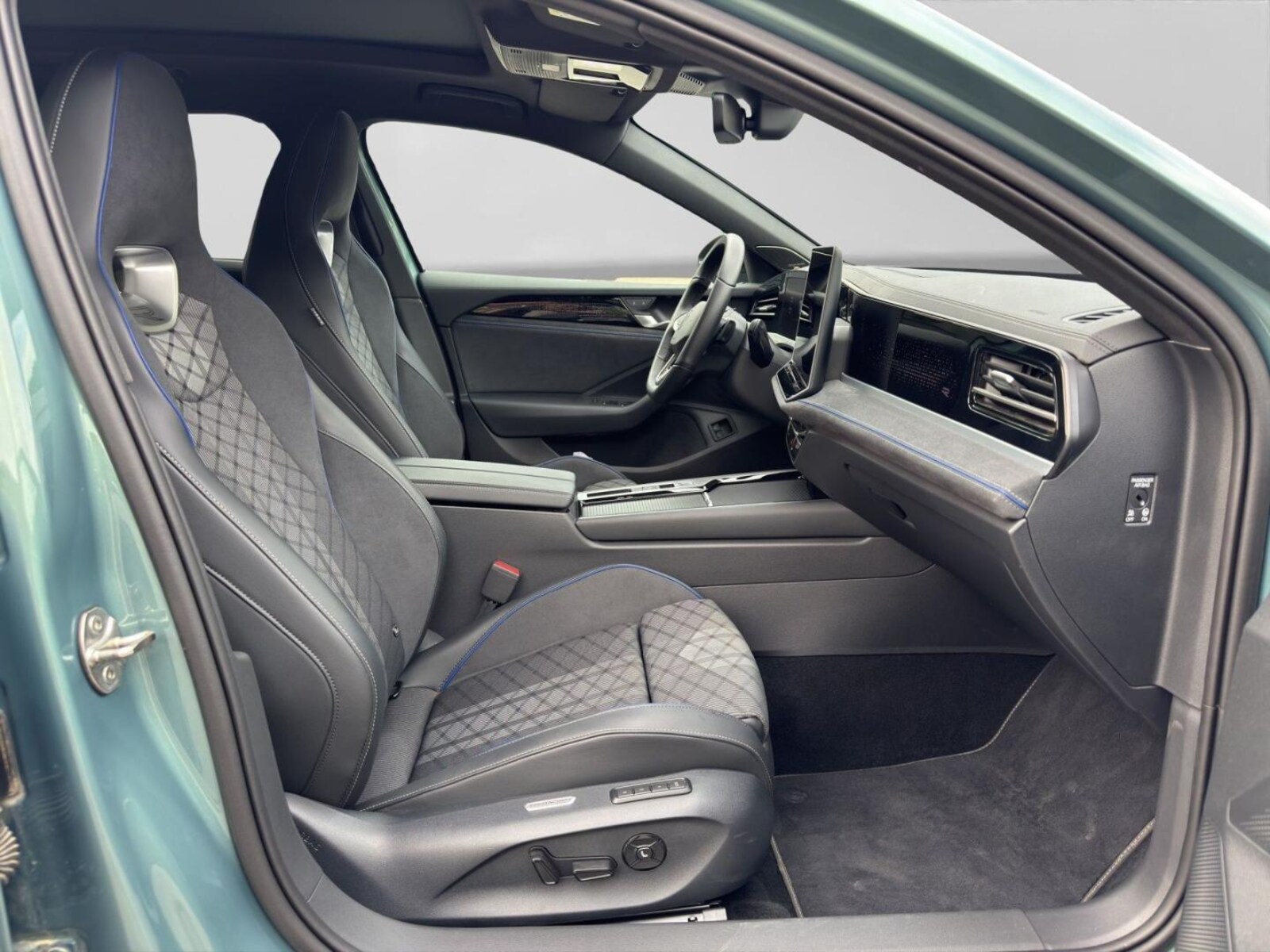Volkswagen Passat – Bild 13