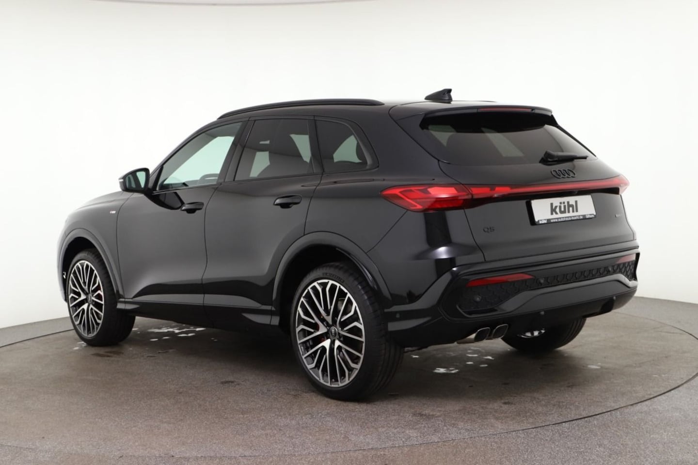 Bild über Audi Q5 SUV TDI quattro 150 kW S tronic - für weitere Informationen kontaktieren Sie den Audi Partner
