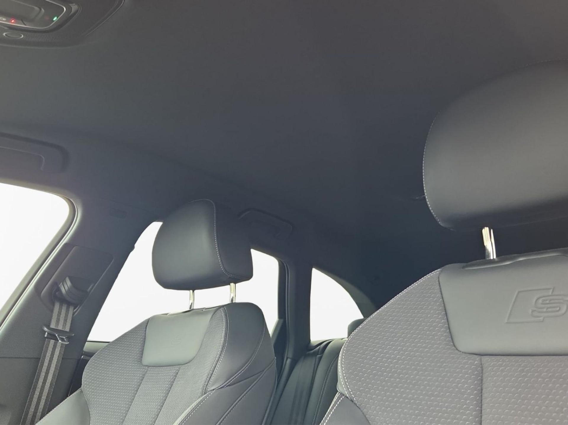 Audi A4 Avant S line
