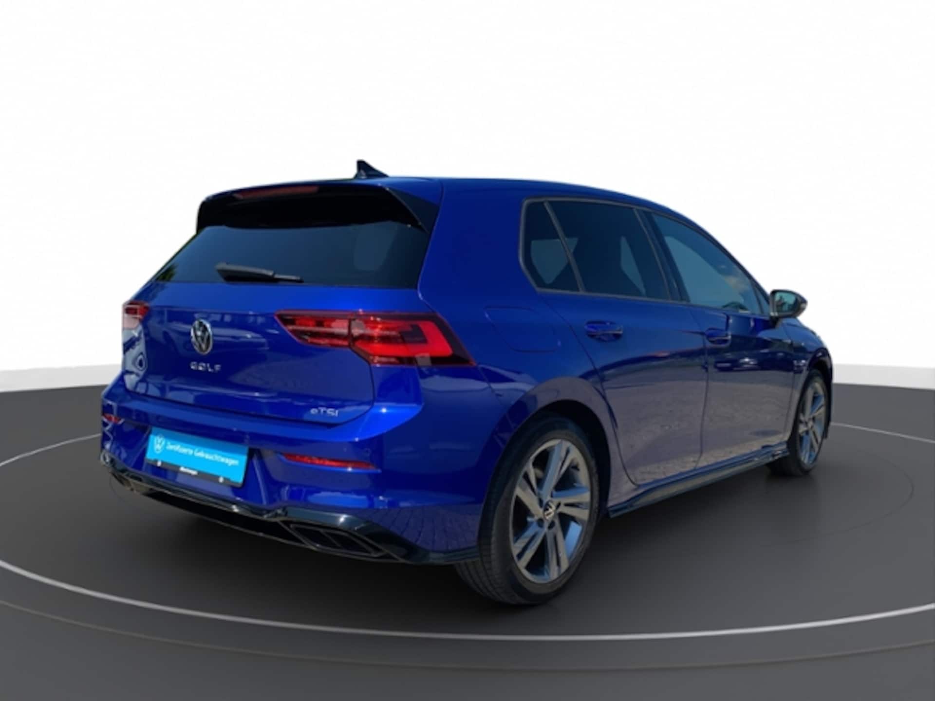 Volkswagen Golf R-Line