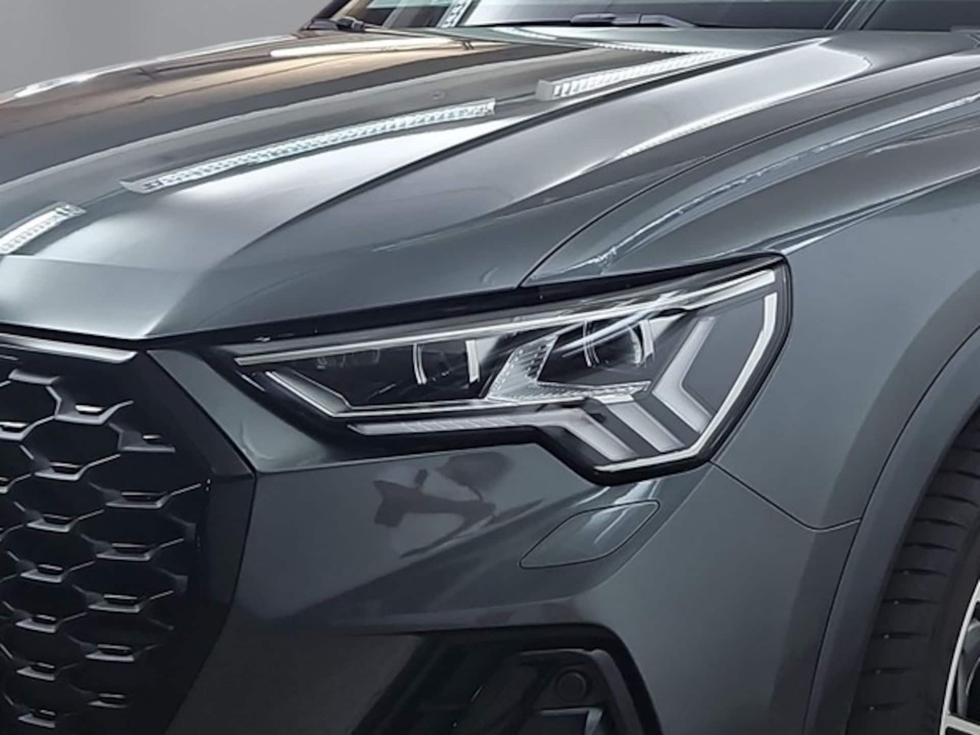 Audi Q3 Sportback S line