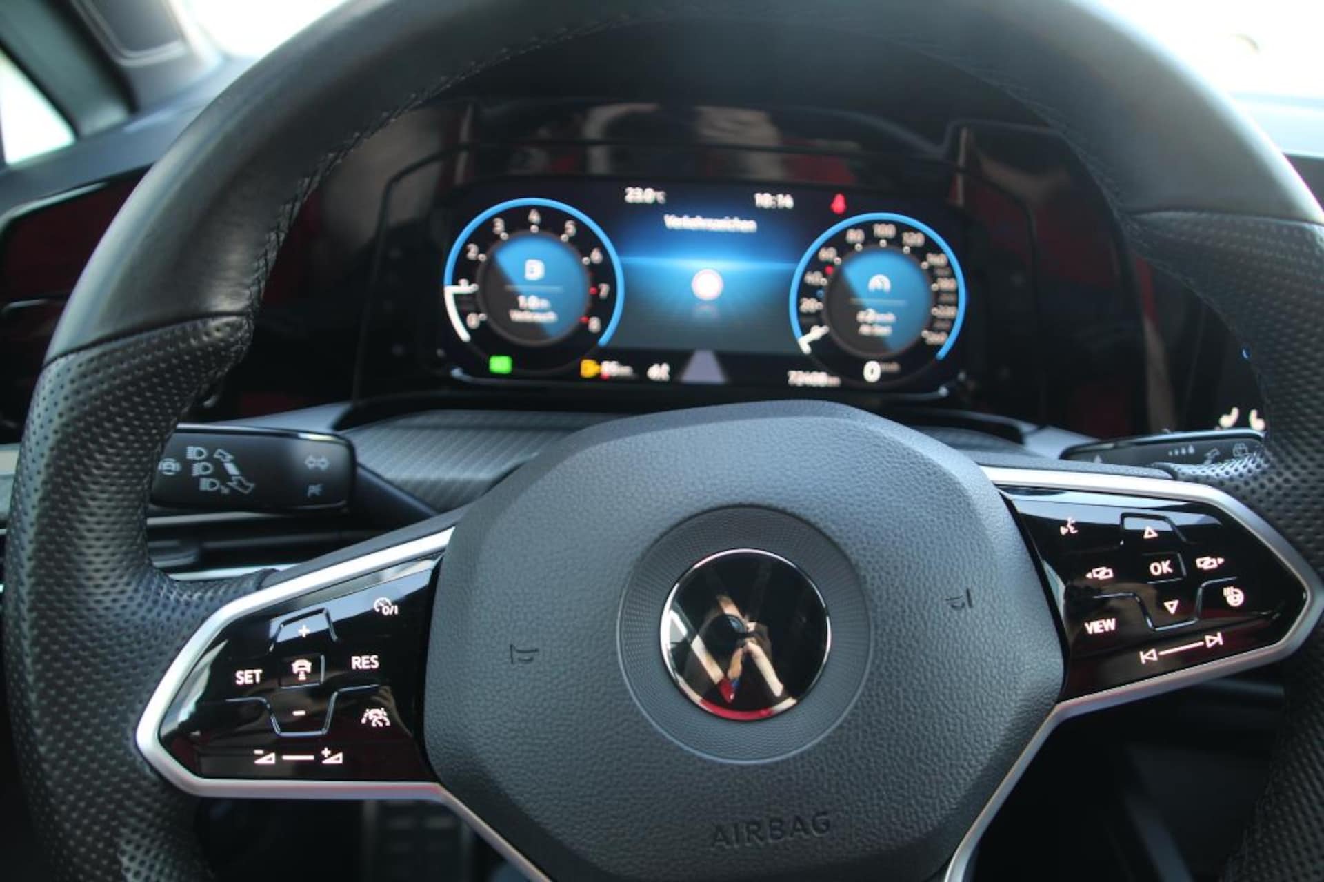 Volkswagen Golf R-Line