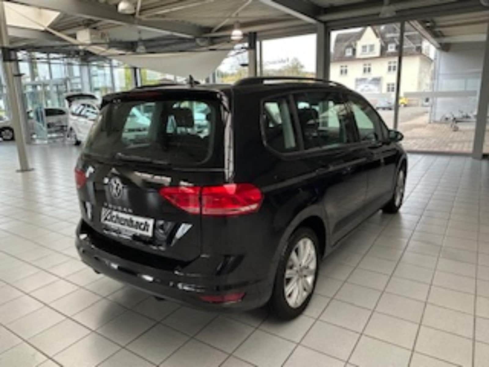 Volkswagen Touran – Bild 7