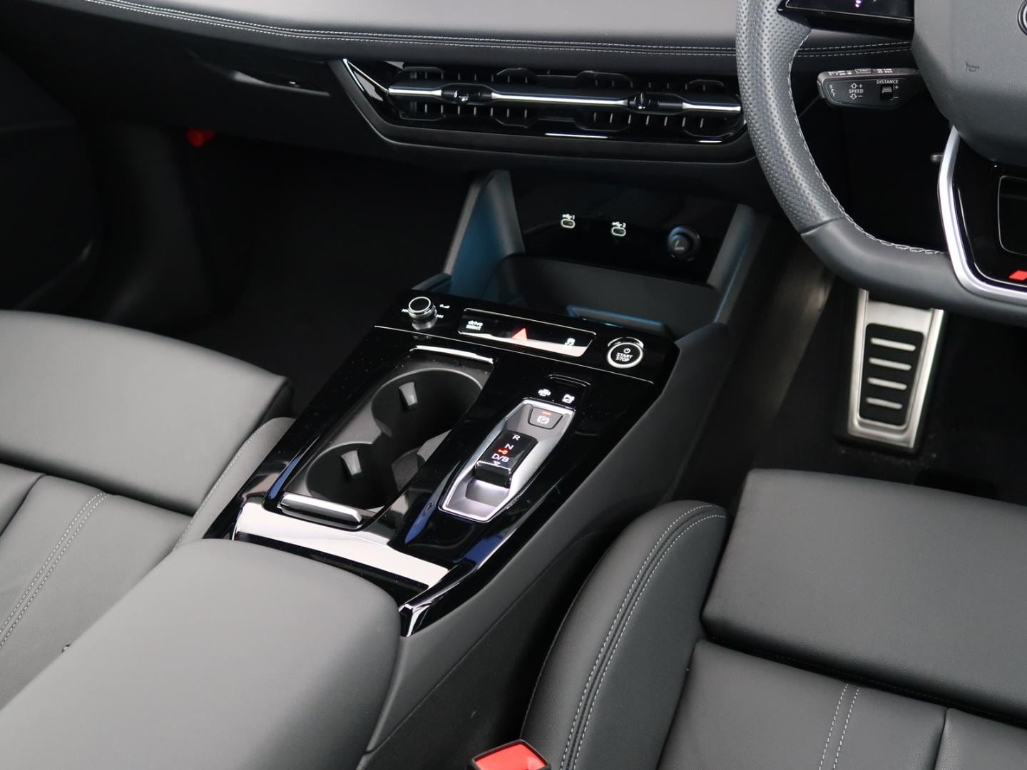 Audi Q6 SUV e-tron quattro advanced for more details contact your dealer