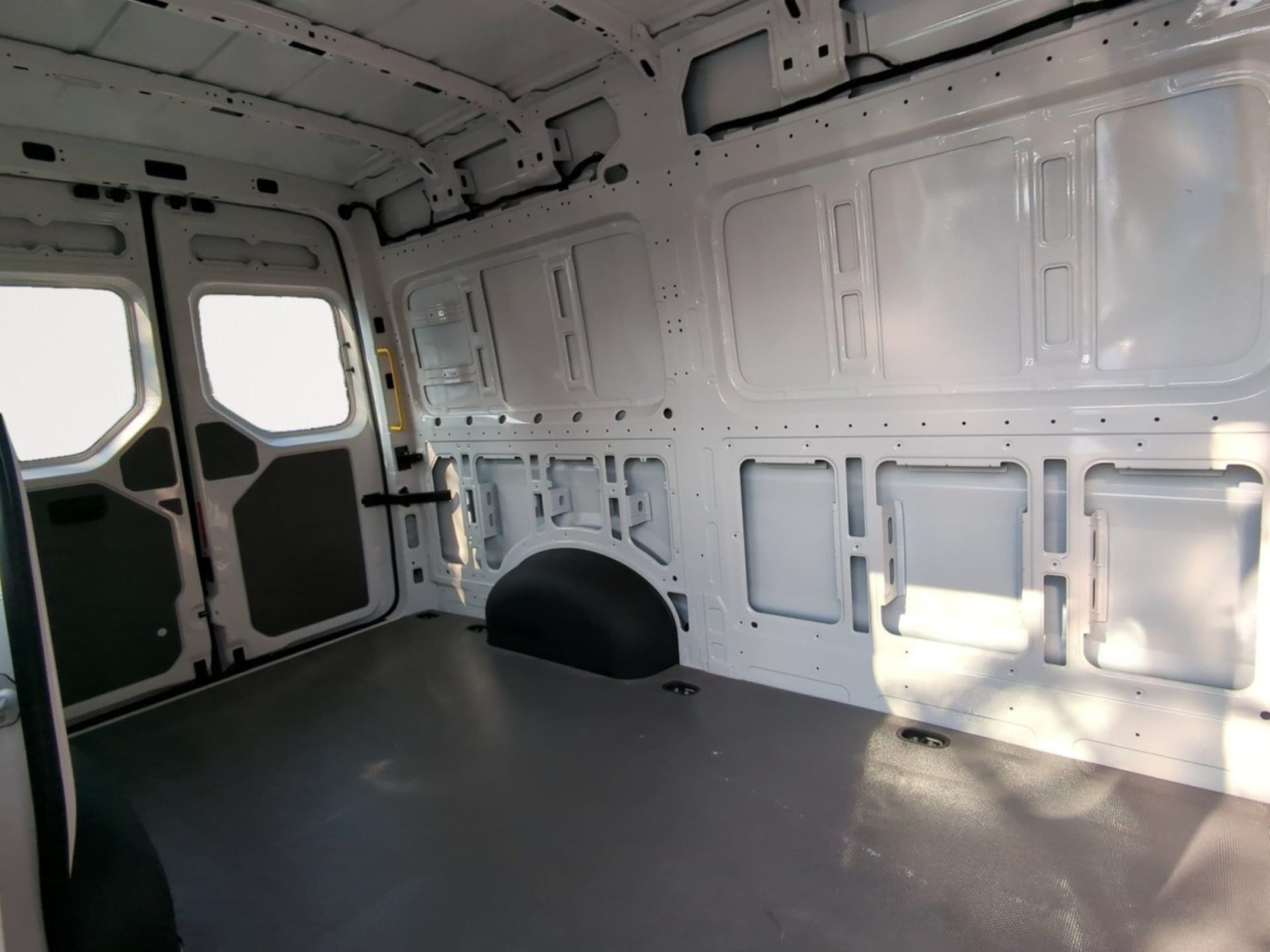 Volkswagen Crafter Kasten mittlerer Radstand