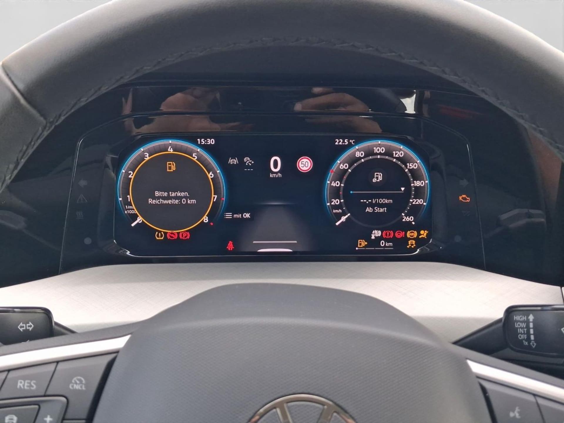 Volkswagen Golf Life
