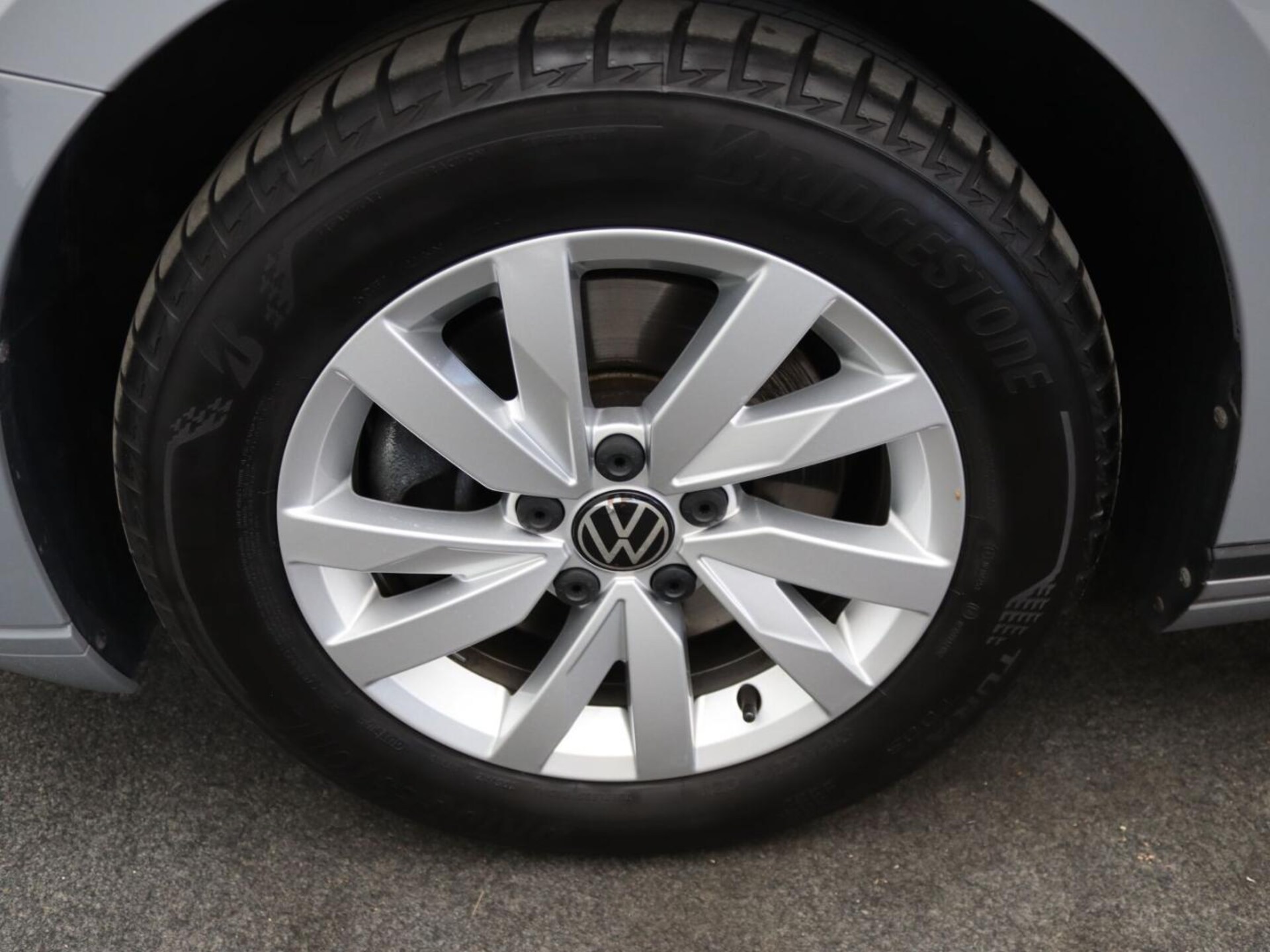 Volkswagen Passat Variant Basis-Modell