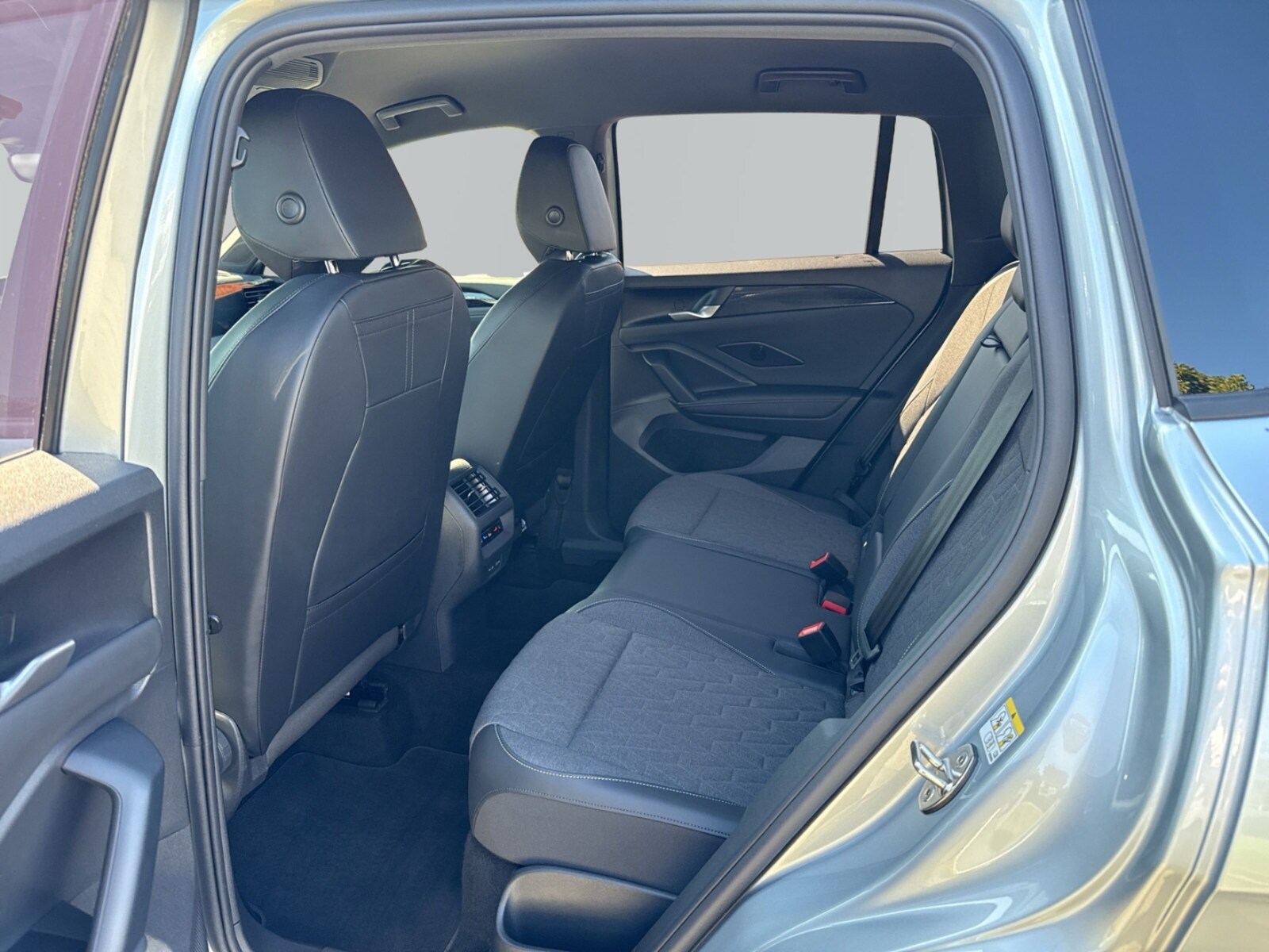 Volkswagen Tiguan – Bild 9