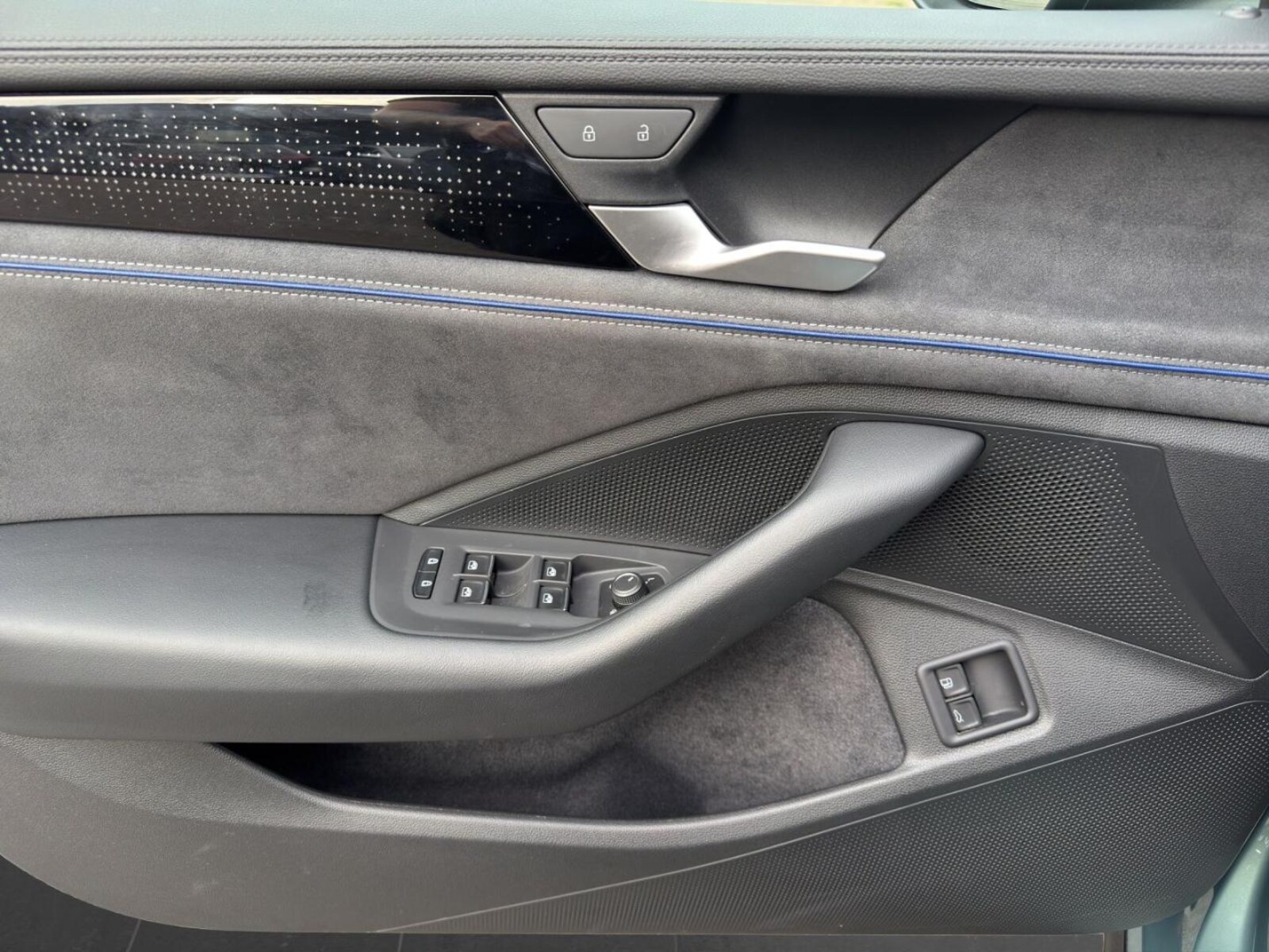 Volkswagen Passat – Bild 14