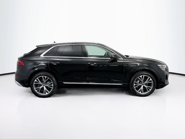 2026 Audi Q8