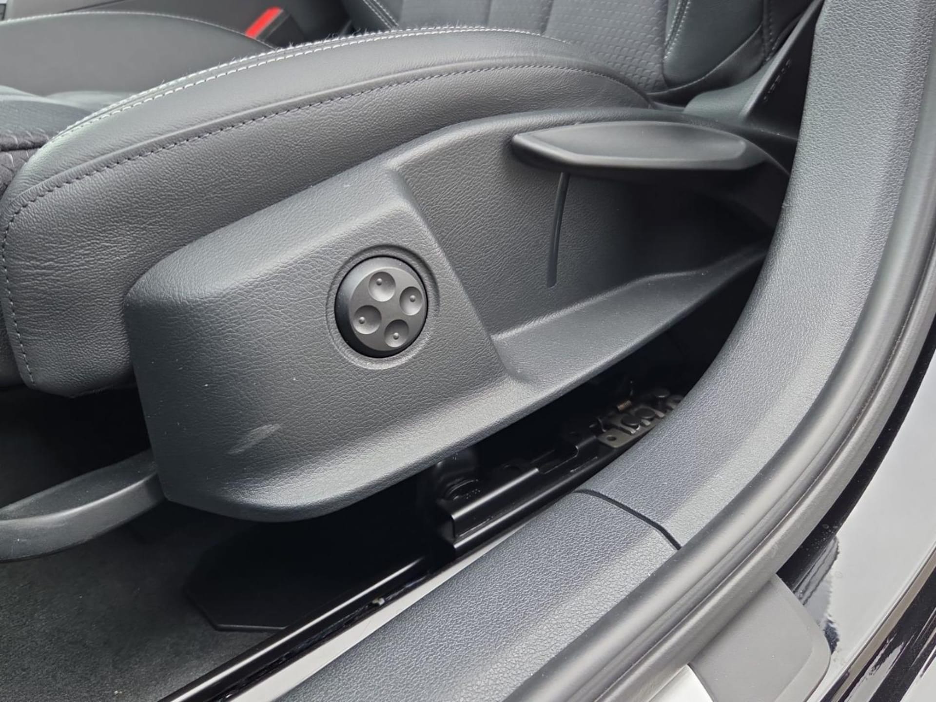 Audi A4 Avant S line