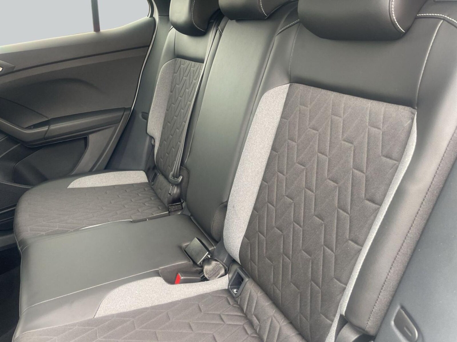 Volkswagen T-Cross – Bild 11