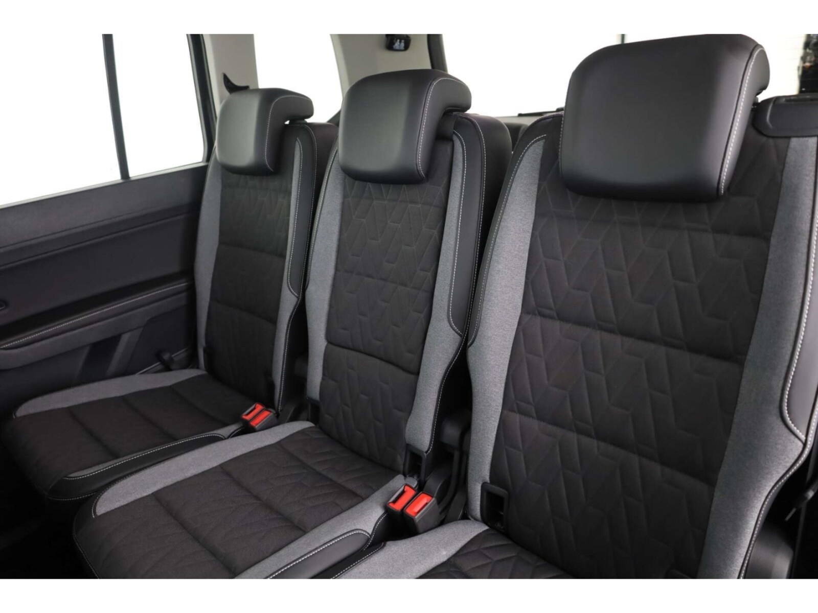 Volkswagen Touran – Bild 10