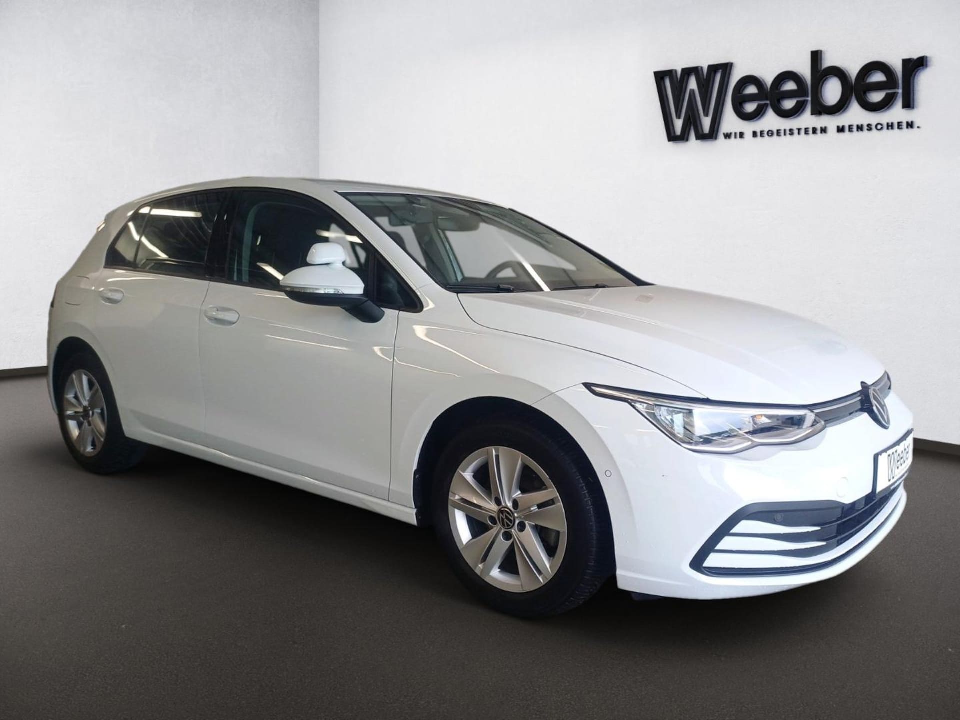 Volkswagen Golf Life