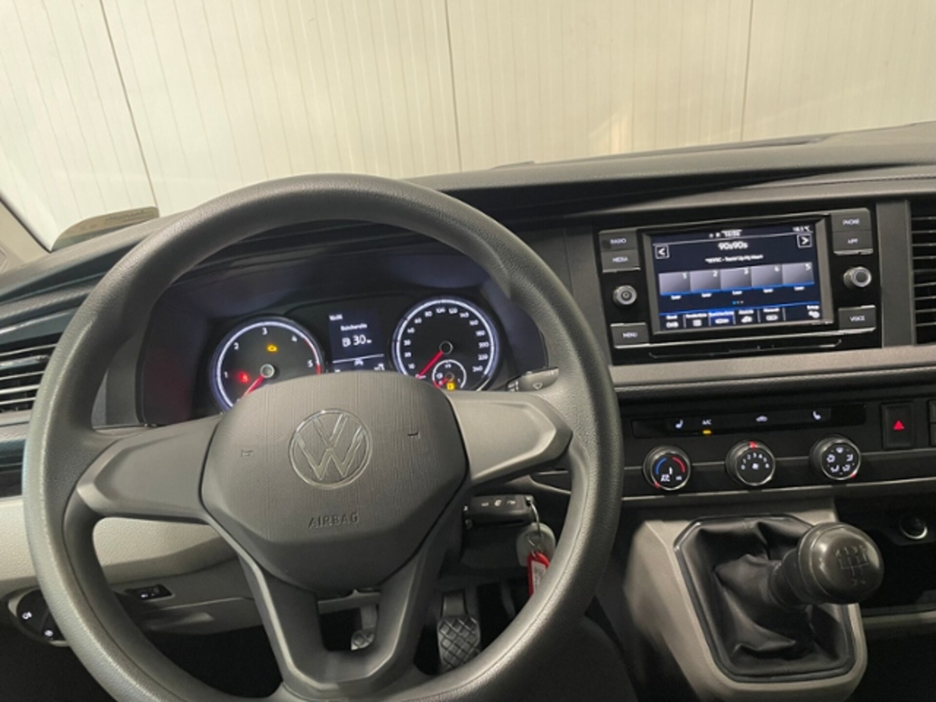 Volkswagen T6.1 Transporter Kasten kurzer Radstand