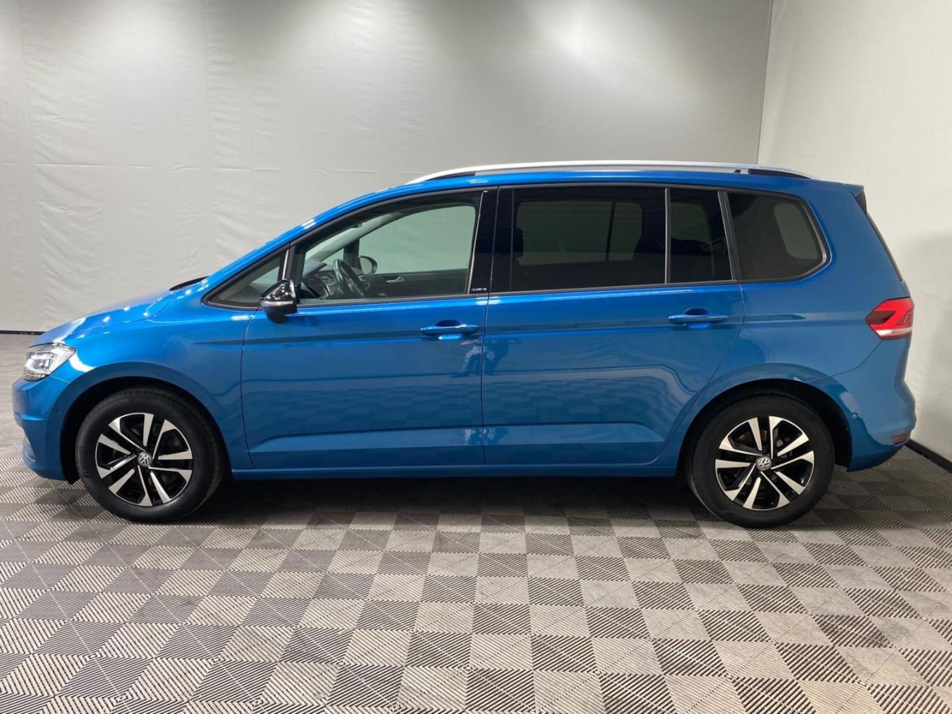 Volkswagen Touran IQ.DRIVE