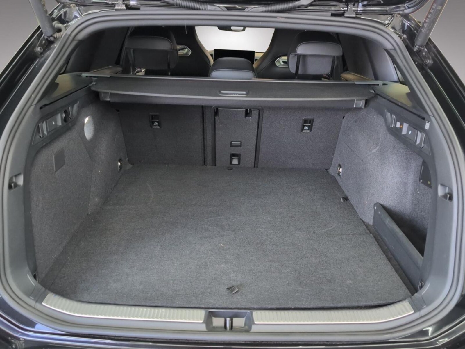Volkswagen Passat – Bild 14