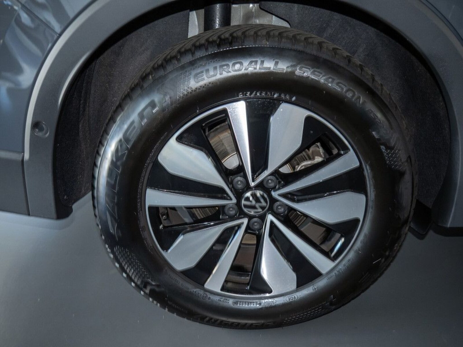 Volkswagen Tiguan – Bild 6