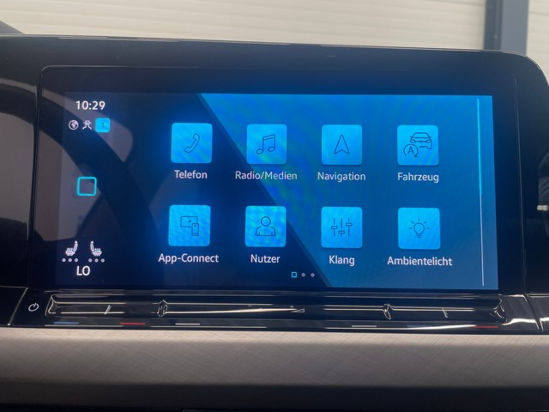 Volkswagen Golf Variant Life