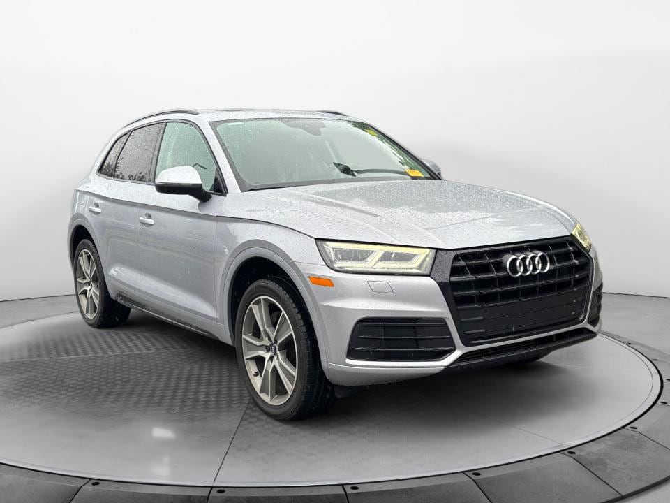 2019 Audi Q5 2.0T quattro S tronic Premium Plus's photo