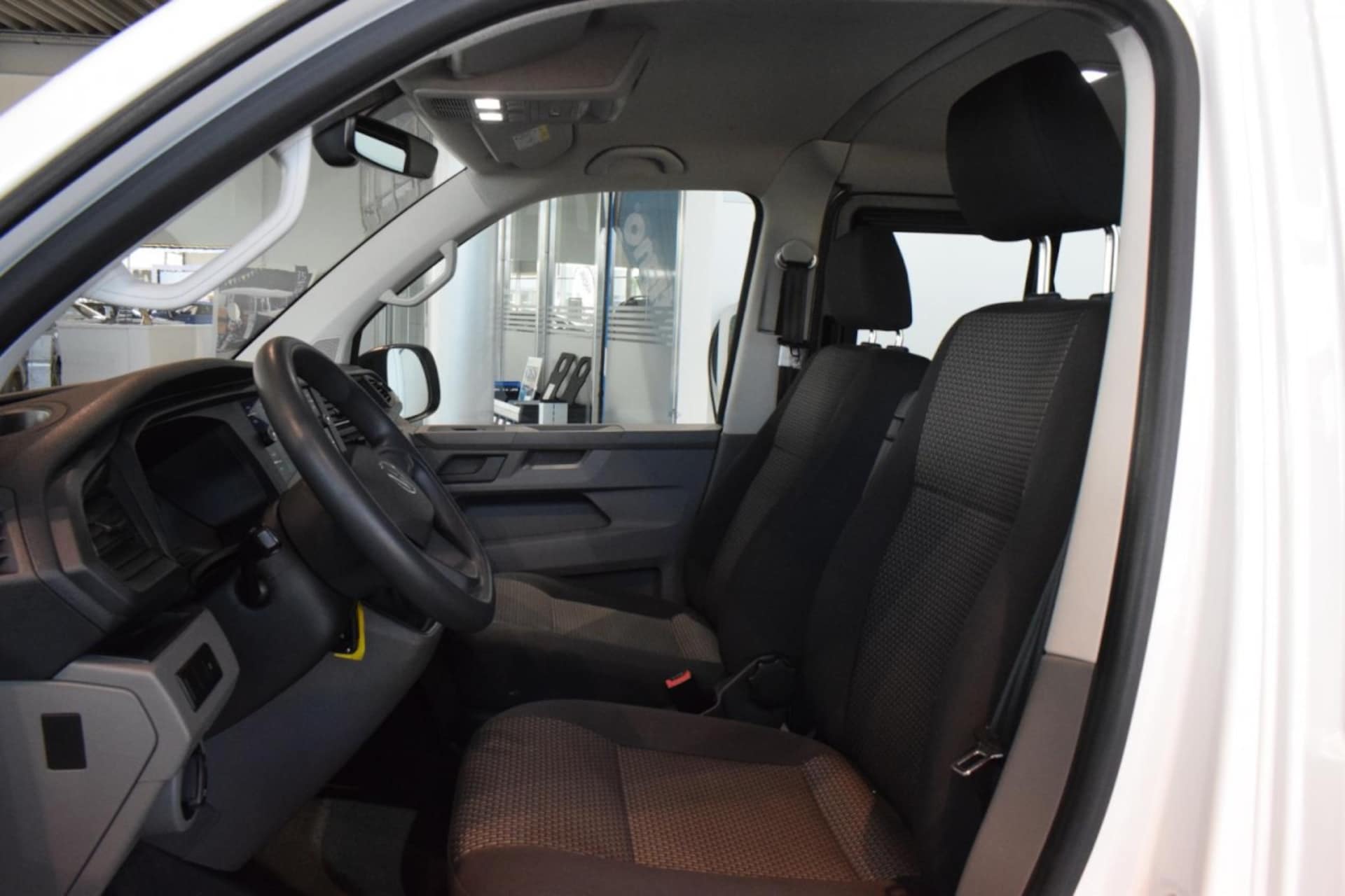 Volkswagen T6.1 Transporter Kasten kurzer Radstand
