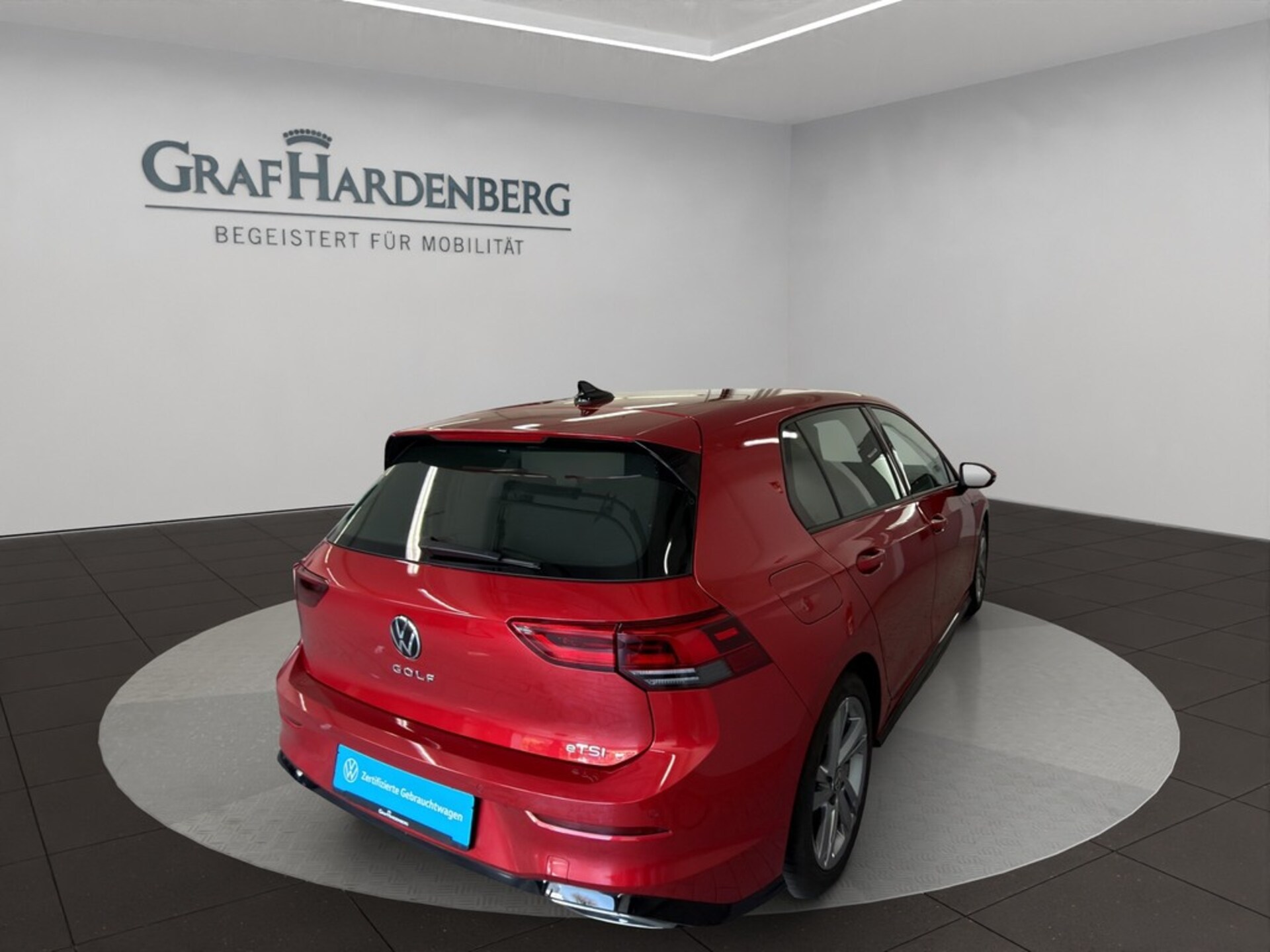 Volkswagen Golf R-Line