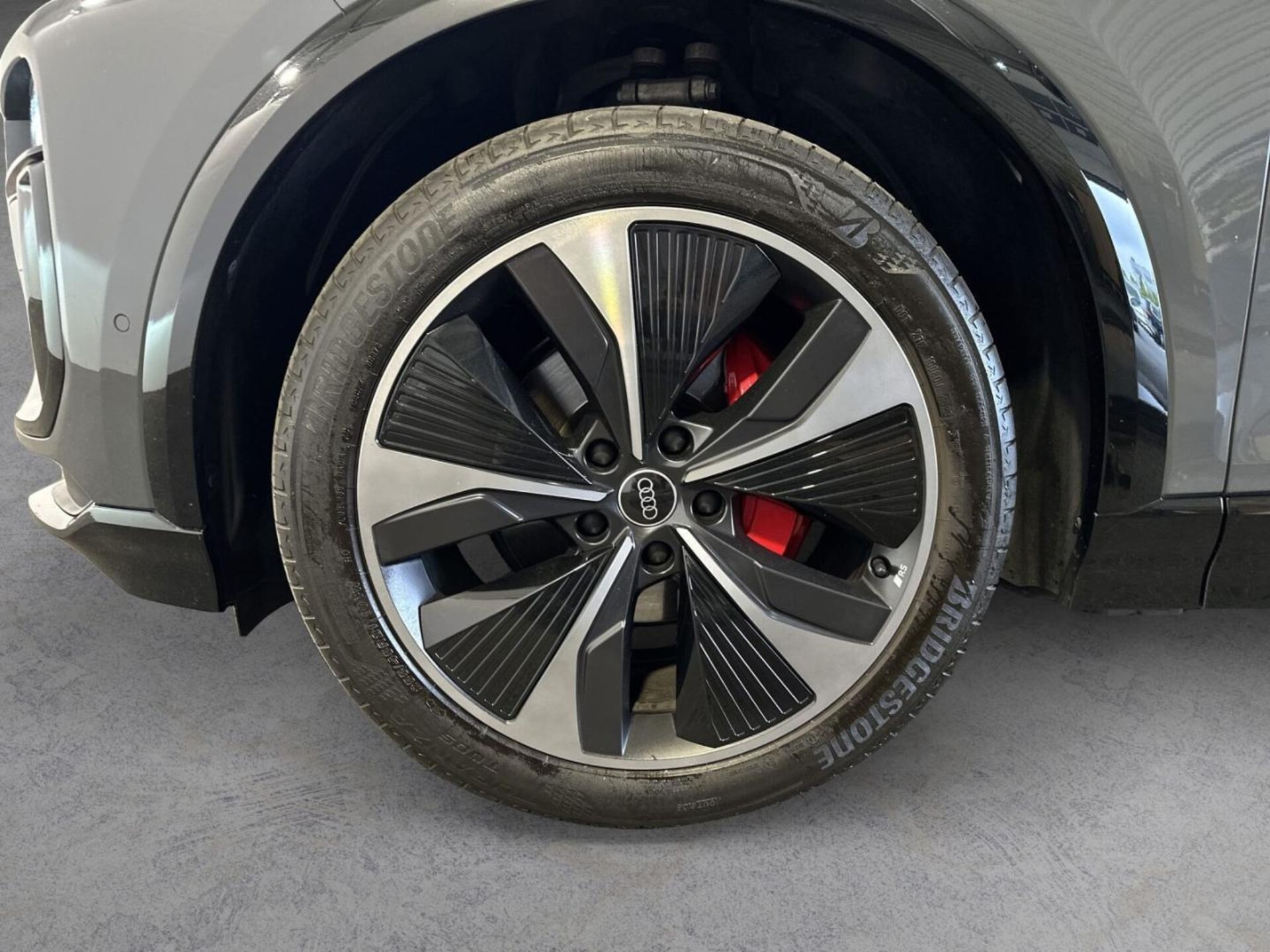 Audi Q6 SUV e-tron