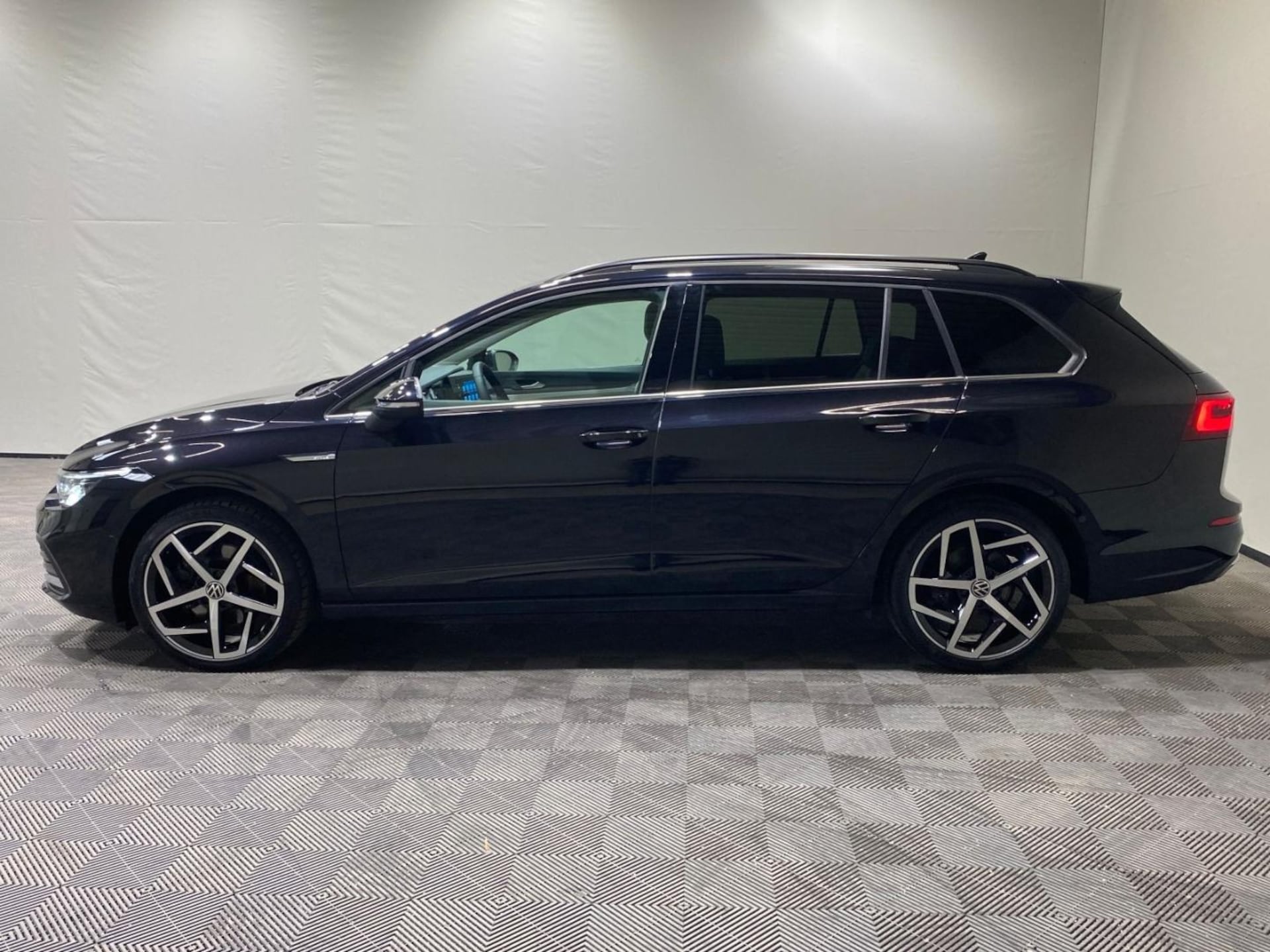 Volkswagen Golf Variant Style